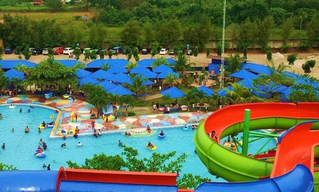 1. Tempat Wisata di Sumatera Utara – Danau Toba, 2. Air Terjun Telaga Dwi Warna Sibolangit, 3. Tempat Wisata di Sumatera Utara – Pulau Samosir, 4. Pantai Lagundri dan Pantai Sorake, 5. Tempat Wisata di Sumatera Utara – Air Terjun Sigura-gura, 6. Tempat Wisata di Sumatera Utara – Danau Siombak, 7. Tempat Wisata di Sumatera Utara – Bukit Gundaling, 8. Tempat Wisata di Sumatera Utara – Menara Air Tirtanadi, 9. Tempat Wisata di Sumatera Utara – Rumah Tjong A Fie, 10. Tempat Wisata di Sumatera Utara – Bukit Lawang, 11. Kampung Madras Medan /Kampung Keling, 12. Rahmat International Wildlife Museum & Gallery, 13. Tempat Wisata di Sumatera Utara – Gunung Sibayak, 14. Tempat Wisata di Sumatera Utara – Cagar Alam Sibolangit, 15. Tempat Wisata di Sumatera Utara – Danau Lau Kawar, 16. Tempat Wisata di Sumatera Utara – Taman Nasional Gunung Leuser, 17. Tempat Wisata di Sumatera Utara – Tangkahan, 18. Hillpark Sibolangit / Green Hill City, 19. Tempat Wisata di Sumatera Utara – Aek Sijorni, 20. Tempat Wisata di Sumatera Utara – Salju Panas Dolok Tinggi Raja, 21. Tempat Wisata di Sumatera Utara – Penangkaran Buaya Asam Kumbang, 22. Tempat Wisata di Sumatera Utara – Masjid Raya Medan, 23. Tempat Wisata di Sumatera Utara – Air Terjun Sipiso-piso, 24. Tempat Wisata di Sumatera Utara – Istana Maimun, 25. Tempat Wisata di Sumatera Utara – Danau Linting, 26. Tempat Wisata di Sumatera Utara – Maha Vihara Adhi Maitreya, 27. Tempat Wisata di Sumatera Utara – Pulau Nias, 28. Tempat Wisata di Sumatera Utara – Kota Tarutung, 29. Taman Wisata Rohani Salib Kasih, 30. Graha Santa Maria Annai Velangkanni, 31. Tempat Wisata di Sumatera Utara – Taman Alam Lumbini, 32. Pantai Cermin, 33. Pantai Gudang Garam, 34. Taman Mora Indah, 35. Hairos Waterpark, 36. Pantai Pondok Permai, 37. Arung Jeram Sungai Bingei, 38. Simalem Resort, 39. Menara Pandang Tele, 40. Merdeka Walk, 41. Museum Sumatera Utara, 42. Kampung Ladang Outbound, 43. Lihat Burung di Cemara Asri