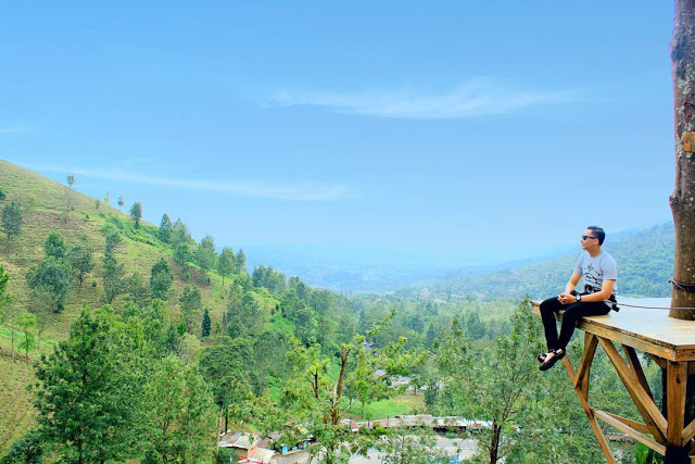 Puncak Paragaya, 1. Tempat Wisata di Bogor – Kebun Raya Bogor, 2. Tempat Wisata di Bogor – Istana Bogor, 3. Tempat Wisata di Bogor – Taman Safari, 4. Tempat Wisata di Bogor – Situ Gede, 5. Tempat Wisata di Bogor – Tirta Sanita Ciseeng, 6. Tempat Wisata di Bogor – Taman Mekarsari, 7. Tempat Wisata di Bogor – Kampung Budaya Sindangbarang, 8. Tempat Wisata di Bogor – Museum Zoologi Bogor, 9. Tempat Wisata di Bogor – Warso Farm, 10. Tempat Wisata di Bogor – Air Panas Ciparay, 11. Tempat Wisata di Bogor – Marcopolo Adventure, 12. Tempat Wisata di Bogor – Museum Etnobotani, 13. Tempat Wisata di Bogor – Museum Pembela Tanah Air, 14. Tempat Wisata di Bogor – Prasasti Batu Tulis, 15. Tempat Wisata di Bogor – The Jungle Water Adventure, 16. Tempat Wisata di Bogor – The Highland Park Resort, 17. Kolam Renang ZamZam Tirta – Ciomas, 18. Tempat Wisata di Bogor – Taman Wisata Matahari, 19. Tempat Wisata di Bogor – Agro Gunung Mas, 20. Tempat Wisata di Bogor – Taman Riung Gunung, 21. Tempat Wisata di Bogor – Gunung Pancar, 22. Tempat Wisata di Bogor – Air Terjun Bidadari, 23. Tempat Wisata di Bogor – Jungle Land Adventure Theme Park, 24. Tempat Wisata di Bogor – Taman Budaya Sentul, 25. Water Boom Yasmin Sport Center, 26. Curug Cibaliung, 27. Curug Cibaliung Rumah Pohon & Jembatan Kayu Gantung Curug Ciherang Jonggol, 28. Penangkaran Rusa Giri Jaya Cariu Bogor, 29. Little Venice Kota Bunga Puncak Bogor, 30. Curug Lembah Pelangi, 31. Kebun Wisata Pasirmukti, 32. Hutan Cifor, 33. Patung Buddha Tidur, 34. Puncak Paragaya, 35. Wisata Alam Curug Cipamingkis, 36. Penangkaran Elang Loji, 37. Gunung Batu Jonggol, 38. Gunung Munara Rumpin, 39. Gunung Kapur Klapanunggal, 40. Pemandian Air Panas Gunung Peyek, 41. Curug Country, 42. Fly Indonesia Paragliding, 43. Cimory Riverside