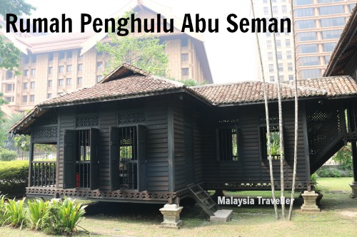 Rumah Penghulu Abu Seman via Malaysia-Traveller, 1. Museum Kesenian Islam Malaysia, 2. Kuala Lumpur City Gallery, 3. Menara Kembar Petronas Malaysia, 4. Pusat Kota Kuala Lumpur (KLCC), 5. Bukit Bintang Walkway Malaysia (The Golden Triangle), 6. Jembatan Putrajaya Malaysia, 7. Taman Burung Kuala Lumpur, 8. Kuala Lumpur Convention Center, 9. Menara Kuala Lumpur (KL Tower), 10. Jalan Alor Malaysia, 11. National Mosque Malaysia (Masjid Negara), 12. Aquaria KLCC, 13. Sri Mahamariamman Malaysia, 14. Sultan Abdul Samad Building Malaysia, 15. Dataran Merdeka atau Merdeka Square Malaysia, 16. Berjaya Times Square Theme Park, 17. Masjid Jamek Malaysia, 18. Chinatown Kuala Lumpur, 19. Istana Negara Malaysia, 20. Berjaya Time Square Theme Park, 21. Batu Caves, 22. Lake Gardens (Taman Tasik Perdana), 23. Kuil Thean Hou, 24. Rumah Penghulu Abu Seman, 25. Lake Symphony – Kuala Lumpur, 26. Little India – Kuala Lumpur, 27. Railway Station and Administration Building, 28. District 21 Kuala Lumpur, 29. Petrosains Discovery Centre, 30. Kuala Lumpur National Zoo & Aquarium, 31. Wisata Religi Masjid Putrajaya, 32. Sunway Lagoon Theme Park, 33. Kuala Lumpur Forest Eco Park, 34. Istana Budaya, 35. Jalan Alor, 36. Pusat Sains Negara, 36. i-City Shah Alam, 37. Bukit Tabur, 38. Skytrex Adventure, 39. National Textile Museum, 40. Sin Sze Ya Temple, 42. Royal Malaysian Police Museum, 43. Kuala Lumpur Butterfly Park, 44. Pasar Seni, 45. Suria KLCC, 46. Taman Botani Perdana, 47. Genting Highlands, 48. Museum Negara Malaysia, 49. Taman KLCC, 50. Tugu Negara, 51. Bukit Nanas, 52. Planetarium Negara, 53. Istana Negara Kuala Lumpur, 54. Menara KL118, 55. Titiwangsa Lake Gardens, 56. Petronas Gallery, 57. KL Tower Mini Zoo, 58. KidZania Kuala Lumpur