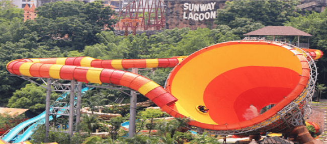 Sunway Lagoon Theme Park via Airpaz - Tempat Wisata di Kuala Lumpur, 1. Museum Kesenian Islam Malaysia, 2. Kuala Lumpur City Gallery, 3. Menara Kembar Petronas Malaysia, 4. Pusat Kota Kuala Lumpur (KLCC), 5. Bukit Bintang Walkway Malaysia (The Golden Triangle), 6. Jembatan Putrajaya Malaysia, 7. Taman Burung Kuala Lumpur, 8. Kuala Lumpur Convention Center, 9. Menara Kuala Lumpur (KL Tower), 10. Jalan Alor Malaysia, 11. National Mosque Malaysia (Masjid Negara), 12. Aquaria KLCC, 13. Sri Mahamariamman Malaysia, 14. Sultan Abdul Samad Building Malaysia, 15. Dataran Merdeka atau Merdeka Square Malaysia, 16. Berjaya Times Square Theme Park, 17. Masjid Jamek Malaysia, 18. Chinatown Kuala Lumpur, 19. Istana Negara Malaysia, 20. Berjaya Time Square Theme Park, 21. Batu Caves, 22. Lake Gardens (Taman Tasik Perdana), 23. Kuil Thean Hou, 24. Rumah Penghulu Abu Seman, 25. Lake Symphony – Kuala Lumpur, 26. Little India – Kuala Lumpur, 27. Railway Station and Administration Building, 28. District 21 Kuala Lumpur, 29. Petrosains Discovery Centre, 30. Kuala Lumpur National Zoo & Aquarium, 31. Wisata Religi Masjid Putrajaya, 32. Sunway Lagoon Theme Park, 33. Kuala Lumpur Forest Eco Park, 34. Istana Budaya, 35. Jalan Alor, 36. Pusat Sains Negara, 36. i-City Shah Alam, 37. Bukit Tabur, 38. Skytrex Adventure, 39. National Textile Museum, 40. Sin Sze Ya Temple, 42. Royal Malaysian Police Museum, 43. Kuala Lumpur Butterfly Park, 44. Pasar Seni, 45. Suria KLCC, 46. Taman Botani Perdana, 47. Genting Highlands, 48. Museum Negara Malaysia, 49. Taman KLCC, 50. Tugu Negara, 51. Bukit Nanas, 52. Planetarium Negara, 53. Istana Negara Kuala Lumpur, 54. Menara KL118, 55. Titiwangsa Lake Gardens, 56. Petronas Gallery, 57. KL Tower Mini Zoo, 58. KidZania Kuala Lumpur