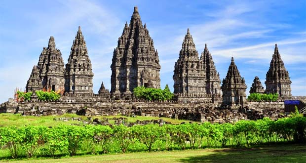 Candi Prambanan, 1. Candi Prambanan, 2. Candi Ratu Boko, 3. Candi Kalasan, 4. Candi Ijo, 5. Candi Sari, 6. Desa Wisata Kaliurang, 7. Sendratari Ramayana, 8. Objek Wisata Monumen Jogja Kembali (Monjali), 9. Museum Affandi, 10. Objek Wisata Kali Kuning, 11. Museum Gunung Merapi, 12. Museum Ullen Sentalu, 13. Kinahrejo, 14. Goa Jepang, 15. Blue Lagoon Jogja, 16. Jogja Bay Waterpark, 17. Kampung Teletubbies, 18. Batu Alien Cangkringan, 19. Stonehenge Cangkringan, 20. Bukit Klangon Merapi, 21. Tebing Breksi, 22. Trans Studio Mini Jogja, 23. Tlogo Putri Kaliurang, 24. Lava Tour Merapi, 25. Lava Bantal, 26. Omah Salak Sleman, 27. Upside Down World, 28. Taman Pelangi, 29. Green Kayen, 30. Sindu Kusuma Edupark, 31. Tlogo Muncar Kaliurang, 32. Candi Banyunibo, 33. Candi Sambisari, 34. The World Landmarks Merapi Park, 35. Spot Riyadi, 36. Kids Fun Park, 37. Taman Gardu Pandang Kaliurang, 38. Agrowisata Bhumi Merapi, 39. Candi Abang, 40. Museum Mini Sisa Hartaku, 41. Candi Barong, 42. Candi Kimpulan, 43. The Lost World Castle, 44. Bunker Kaliadem Merapi, 45. Embung Tambakboyo, 46. Obelix Hills, 47. Grojogan Watu Purbo, 48. Plunyon Kalikuning, 49. Bukit Turgo, 50. Teras Merapi, 51. Omah Petroek, 52. Sabo Bronggang, 53. Watu Tapak, 54. Studio Alam Gamplong, 55. Kampung Flory, 56. Ledok Sambi, 57. Puri Mataram, 58. Jogja Exotarium, 59. Taman Lampion Kaliurang, 60. Desa Wisata Gabugan, 61. Agrowisata Salak Pondoh Bangunkerto, 62. Desa Wisata Pentingsari, 63. Desa Wisata Kembang Arum, 64. Desa Wisata Kelor, 65. Desa Wisata Pulesari, 66. Kampung Mina Padi Samberembe, 67. Alamanda Jogja Flowers Garden