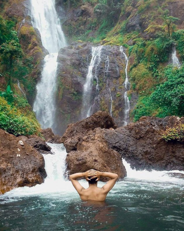 Curug Cibadak via IG @chepybennington, 1. Wisata Gunung Papandayan , 2. Wisata Gunung Cikuray , 3. Wisata Gunung Guntur , 4. Tempat Wisata Situ Bagendit di Garut , 5. Wisata Situ dan Candi Cangkuang , 6. Wisata Pemandian Air Panas Cipanas, 7. Wisata Pemandian Air Panas Darajat , 8. Wisata Kawah Putih Talaga Bodas , 9. Wisata Arung Jeram Sungai Cimanuk , 10. Wisata Tebing Alam Batu Tumpang , 11. Wisata Pantai Santolo , 12. Wisata Pantai Sayang Heulang , 13. Wisata Pantai Rancabuaya , 14. Tempat Wisata Taman Satwa Cikembulan di Garut , 15. Wisata Curug Citiis , 16. Wisata Curug Orok , 17. Pantai Puncak Guha di Garut, 18. Wisata Pantai Cijeruk Indah, 19. Wisata Pantai Karang Paranje, 20. Kampung Sampireun, 21. Sabda Alam Cipanas, 22. Kawah Darajat Garut, 23. Curug Cimandi Racun, 24. Curug Sang Hyang Taraje, 25. Kebun Mawar Situhapa Garut, 26. Kawah Kamojang, 27. Pantai Cicalobak, 28. Pantai Taman Manalusu, 29. Perkebunan Teh Dayeuh Manggung, 30. Kolam Air Panas Cikarees, 31. Bukit Pilar Angin, 32. Leuweung Oko D’Great, 33. Leuwi Tonjong, 34. Bukit Palahlar, 35. Bukit Nangklak, 36. Pusat Konservasi Elang Kamojang, 37. Curug Cikawung, 38. Curug Cibadak, 39. Batu Patapaan, 40. Gunung Piramida Sadahurip, 41. Curug Nyogong, 42. Leuwi Korsi, 43. Leuwi Jurig, 44. Leuwi Jubleg, 45. Bukit Teletubbies Pasir Pogor, 46. Karacak Valley, 47. Cilopang Adventure Camp, 48. Papandayan Leisure Park, 49. River Tubing Cikaengan, 50. Curug Batu Nyusun, 51. Curug Ciarjuna, 52. Hutan Mati Gunung Papandayan