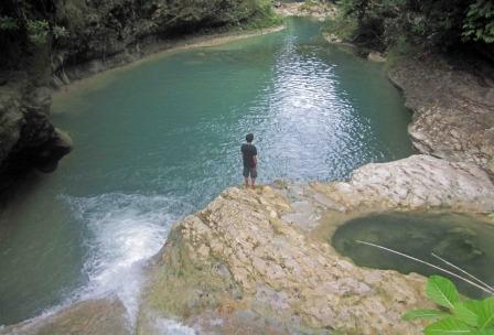 Curug Dan Kedung Badrun, 1. Pantai Pangi, 2. Pantai Gondo Mayit, 3. Pantai Peh Pulo, 4. Candi Penataran, 5. Arca Warak, 6. Candi Kotes Blitar, 7. Pantai Jolosutro, 8. Gunung Butak, 9. Air Terjun Grenjeng, 10. Curug Kedung Badrun, 11. Coban Wilis, 12. Curug Njumeg, 13. Bukit Bunda, 14. Gumuk Sapu Angin, 15. Puncak Kejora, 16. Brak Papat Sirah Kencong, 17. Coban Jurug Bening, 18. Bukit Teletubbies, 19. Kampung Coklat Kademangan