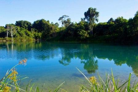 Danau Cermin Lamaru