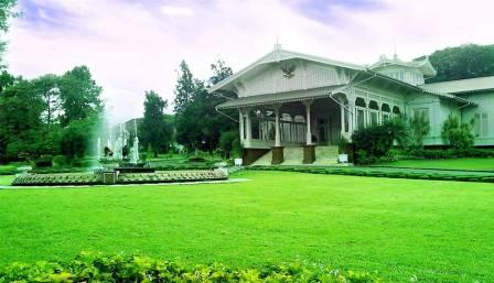 Tempat Wisata di puncak - Istana Presiden Cipanas, 1. Tempat Wisata di puncak – Curug Panjang, 2. Tempat Wisata di puncak – Taman Wisata Matahari, 3. Tempat Wisata di puncak – Taman Riung Gunung, 4. Tempat Wisata di puncak – Curug Cilember, 5. Tempat Wisata di puncak – Telaga Warna, 6. Tempat Wisata di puncak – Desa Wisata Pancawati, 7. Tempat Wisata di puncak – Curug Kembar, 8. Tempat Wisata di puncak – Taman Safari, 9. Tempat Wisata di puncak – Curug Cibeureum, 10. Tempat Wisata di puncak – Istana Presiden Cipanas, 11. Tempat Wisata di puncak – Melrimba Garden, 12. Tempat Wisata di puncak – Kebun Wisata Inkarla, 13. Taman Nasional Gunung Gede Pangrango, 14. Tempat Wisata di puncak – Agro Wisata Gunung Mas, 15. Tempat Wisata di puncak – Wisata Citamiang, 16. Little Venice Kota Bunga, 17. Tempat Wisata di puncak – Seruni Tematik Hotel, 18. Pusat Pendidikan Konservasi Alam Bodogol, 19. Tempat Wisata di Puncak – Taman Rekreasi Lido, 21. Wisata Desa Kampung Bambu Puncak Bogor, 22. Warso Farm Puncak Bogor, 23. Taman Wisata Air Panas Tirta Sanita Ciseeng, 24. Cimory Riverside, 25. Pondok Rasamala, 26. Kebun Raya Cibodas, 27. Penangkaran Rusa Giri Jaya Cariu, 28. Bukit Gantole Puncak, 29. Curug Hordeng, 30. Bukit Alesano, 31. Leuwi Lieuk, 32. Gunung Pancar, 33. Taman Bunga Nusantara, 34. Curug Cibaliung, 35. Telaga Biru Cipanas, 36. Menginap di Puncak Pass Resort dengan View Pemandangan yang Indah, 37. Wisata Religi di Masjid At-Ta’awun