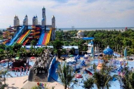 Jepara Ocean Park - tempat wisata di Jepara, 1. Pantai Bandengan (Pantai Tirto Samudro), 2. Wisata Karimun Jawa , 3. Pantai Kartini, 4. Benteng Portugis , 5. Museum R.A. Kartini , 6. Jepara Ocean Park, 7. Air Terjun Songgolangit, 8. Pantai Teluk Awur , 9. Pantai Blebak Jepara, 10. Pantai Gua Manik, 11. Pantai Ombak Mati, 12. Pantai Pungkruk, 13. Tiara Park Waterbom, 14. Pantai Empu Rancak, 15. Taman Kerang, 16. Bukit Bejagan, 17. Air Terjun Banyu Anjlok, 18. Air Terjun Setatah, 19. Air Terjun Dong Paso, 20. Akar Seribu Plajan, 21. Puncak Distoroto, 22. Hutan Wisata Sreni Indah, 23. Bukit Ragas, 24. Puncak Jehan, 25. Pantai Punuk Sapi, 26. Air Terjun Gembong, 27. Hutan Pinus Setro Batealit, 28. Pantai Tegalsambi, 29. Air Terjun Sumenep, 30. Pulau Panjang, 31. PANTAI PRAWEHAN, 32. Pantai Kampung Prau, 33. Rainbow Adventure Park Jepara, 34. Pertapaan Ratu Kalinyamat , 35. Air Terjun Jurang Nganten, 36. Pulau Mandalika Jepara, 37. Wisata Danau Blingoh, 38. Wisata Religi Masjid Mantingan , 39. Air Terjun Grinjingan Dowo, 40. Goa Tritip, 41. Wisata Sejarah ke Candi Bubrah, 42. Kampung Batik Kembangmulyo