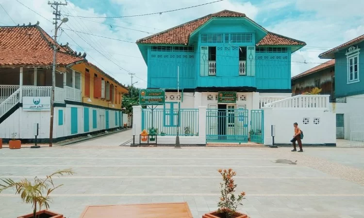 Kampung Arab Palembang via Ampera, 1. Obyek Wisata Jembatan Ampera dan Sungai Musi di Palembang, 2. Tempat Wisata Religi Masjid Cheng Hoo Palembang, 3. Obyek Wisata Bukit Siguntang di Palembang, 4. Tempat Wisata Sejarah Museum Sultan Mahmud Badaruddin II Palembang, 5. Tempat Wisata Sejarah Benteng Kuto Besak di Palembang, 6. Wisata Religi Masjid Agung Sultan Mahmud Badaruddin I Palembang, 7. Objek Wisata Gedung Kantor Walikota Palembang, 8. Tempat Wisata Keluarga Kembang Iwak Family Park di Palembang, 9. Tempat Wisata Alam Hutan Punti Kayu di Palembang, 10. Tempat Wisata Sejarah Taman Purbakala Kerajaan Sriwijaya di Palembang, 11. Tempat Wisata Kuliner Kampung Kapitan di Palembang, 12. Objek Wisata Monumen perjuangan rakyat Palembang, 13. Obyek Wisata Pulau Kemaro di Palembang, 14. Tempat Wisata Alam Air Terjun Lematang Indah , 15. Obyek Wisata Gunung Dempo, 16. Tempat Wisata Alam Air Terjun Bidadari di Lahat, 17. Obyek Wisata Alam Air Terjun Maung (Curup Maung), 18. Tempat Wisata Kuliner Terkenal Martabak HAR di Palembang, 19. Tempat Wisata Kuliner Pempek Candy di Palembang, 20. Tempat Wisata Kuliner Pempek SAGA di Palembang, 21. Arung Jeram Sungai Manna, 22. Waterboom OPI Jakabaring, 23. The Amanzi Waterpark CitraGrand City, 24. Fantasy Island Palembang, 25. Danau Ranau, 26. Kolam Renang Lumban Tirta, 27. Museum Negeri Balaputra Dewa, 28. Kampung Arab Palembang, 29. Rumah Rakit Sungai Musi, 30. Palembang Bird Park, 31. Pelabuhan Tanjung Api-Api, 32. Masjid Lawang Kidul, 33. Tangga 2001, 34. Tugu Belido, 35. Kopi Roda, 36. Bayt Al-Quran Raksasa, 37. Sungai Gerong, 38. Goa Putri, 39. Sekanak Sidewalk, 40. Danau OPI, 41. Museum Tekstil Palembang, 42. Waterpark Danau Tanah Mas, 43. Taman Pelangi, 44. Bukit Golf, 45. Klenteng Chandra Nadi, 46. G Art Studio, 47. Pulau Maspari, 48. Gelora Sriwijaya, 49. Warung Apung Sungai Musi, 50. Air Terjun Kematang Indah, 51. Kebun Teh Dempo
