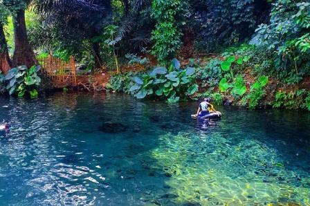 Mata Air Sumber Sirah, 1. Wisata Pantai Batu Bengkung Malang, 2. Wisata Batu Night Spectacular (BNS) Malang, 3. Wisata Jatim Park 1, 4. Wahana Wisata Jatim Park 2 Malang, 5. Alun-alun kota Malang, 6. Wisata Petik Apel Malang, 7. Masjid Tiban Malang, 8. Wisata Alam Air Terjun Coban Rondo Malang, 9. Wahana Wisata Eco Green Park Malang, 10. Wisata Museum Angkut Malang, 11. Wisata Pulau Sempu Malang, 12. Wisata Pantai Balekambang Malang, 13. Objek Wisata Bendungan Karangkates Malang, 14. Wahana Wisata Wendit Water Park Malang, 15. Tempat wisata Alam Selecta Malang, 16. Objek Wisata Agrowisata Wonosari Malang, 17. Wahana Wisata Taman Rekreasi Sengkaling Malang, 18. Wisata Kuliner dan Edukasi di Inggil Museum Resto Malang, 19. Wisata Alam Menikmati Kecantikan Alam Ala Omah kayu Malang, 20. Objek Wisata Uji Adrenalin Wisata Paralayang Malang, 21. Wisata Alam 7 Air Terjun Sumber Pitu Malang, 22. Berwisata Menikmati Keperawanan Pantai Sipelot Malang, 23. Tempat Wisata Edukasi Museum Kesehatan Jiwa Malang, 24. Wisata Alam Sumber Air Krabyakan Malang, 25. Wisata Pantai Ngliyep nan Indah di Malang, 26. Wisata Sejarah di Museum D’Topeng Malang, 27. Objek Wisata Panen Madu di Agro Tawon Rimba Raya Malang, 28. Wisata Sejarah Gerbong Maut di Museum Brawijaya Malang, 29. Wisata Edukasi Museum Malang Tempo Doeloe, 30. Objek Wisata Pemandian Air Panas Cangar Batu Malang, 31. Objek Wisata Secret zoo Kebun Binatang Batu Malang, 32. Tempat Wisata Kuliner Es Krim Legendaris di Toko Oen Malang, 33. Mata Air Sumber Sirah, 34. Coban Nirwana atau Coban Mbok Karimah, 35. Pemandian Kalireco Lawang, 36. Teluk Bidadari, 37. Banyu Anjlok, 38. Wisata Tubing Wringinanom, 39. Coban Tundo, 40. Pantai Kedung Celeng, 41. Air Terjun Coban Pelangi, 42. Gua Lo Bangi, 43. Ndayung Rafting, 44. Waduk Selorejo Malang, 45. Pantai Tiga Warna Malang, 46. Teluk Kletekan Malang, 47. Pantai Lenggoksono Malang, 48. Pantai Bajul Mati Malang, 49. Jawa Timur Park 3, 50. Kampung Warna Warni Jodipan, 51. Candi Badut, 51. Sumber Jenon, 52. Wisata Pujon Kidul, 53. Pantai Sendang Biru, 54. Hawai Waterpark, 55. Pura Luhur Giri Arjuno, 56. Museum Tubuh, 57. Kusuma Waterpark, 58. Candi Songgoriti, 59. Taman Singha Merjosari, 60. Taman Kelinci, 61. Candi Singosari, 62. Pura Luhur Giri Arjuno, 63. Masjid Agung Malang, 64. Masjid Annur Batu, 65. Coban Rais, 66. River Tubing di Sungai Amprong, 67. Sumber Maron, 68. Coban Jahe, 69. Coban Talun, 70. Coban Parang Tejo, 71. Coban Gintung, 72. Coban Sewu, 73. Coban Putri, 74. Rafting Kaliwatu, 75. Sumber Taman, 76. Bukit Bulu, 77. De Tjangkul Batu, 78. Taman Labirin Coban Rondo, 79. Bukit Binglis, 80. Bukit Cinta, 81. Bukit Bintang, 82. Bukit Teletubbies, 83. Bukit Asmoro, 84. Bukit Budug Asu, 85. Pantai Banyu Meneng, 86. Pantai Selok, 87. Pantai Sendiki, 88. Pantai Goa Cina, 89. Pantai Sendang Biru, 90. Pantai Watu Leter, 91. Pantai Wedi Awu, 92. Pantai Jonggring Saloko, 93. Pantai Wedi Putih, 94. Pantai Bangsong, 95. Pantai Teluk Asmoro, 96. Pantai Telok, 97. Pantai Parang Dowo, 98. Pantai Jolangkung, 99. Pantai Tomen