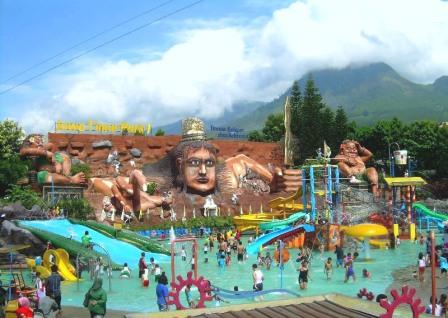 Objek Wisata Jatim Park 1 Malang, 1. Wisata Pantai Batu Bengkung Malang, 2. Wisata Batu Night Spectacular (BNS) Malang, 3. Wisata Jatim Park 1, 4. Wahana Wisata Jatim Park 2 Malang, 5. Alun-alun kota Malang, 6. Wisata Petik Apel Malang, 7. Masjid Tiban Malang, 8. Wisata Alam Air Terjun Coban Rondo Malang, 9. Wahana Wisata Eco Green Park Malang, 10. Wisata Museum Angkut Malang, 11. Wisata Pulau Sempu Malang, 12. Wisata Pantai Balekambang Malang, 13. Objek Wisata Bendungan Karangkates Malang, 14. Wahana Wisata Wendit Water Park Malang, 15. Tempat wisata Alam Selecta Malang, 16. Objek Wisata Agrowisata Wonosari Malang, 17. Wahana Wisata Taman Rekreasi Sengkaling Malang, 18. Wisata Kuliner dan Edukasi di Inggil Museum Resto Malang, 19. Wisata Alam Menikmati Kecantikan Alam Ala Omah kayu Malang, 20. Objek Wisata Uji Adrenalin Wisata Paralayang Malang, 21. Wisata Alam 7 Air Terjun Sumber Pitu Malang, 22. Berwisata Menikmati Keperawanan Pantai Sipelot Malang, 23. Tempat Wisata Edukasi Museum Kesehatan Jiwa Malang, 24. Wisata Alam Sumber Air Krabyakan Malang, 25. Wisata Pantai Ngliyep nan Indah di Malang, 26. Wisata Sejarah di Museum D’Topeng Malang, 27. Objek Wisata Panen Madu di Agro Tawon Rimba Raya Malang, 28. Wisata Sejarah Gerbong Maut di Museum Brawijaya Malang, 29. Wisata Edukasi Museum Malang Tempo Doeloe, 30. Objek Wisata Pemandian Air Panas Cangar Batu Malang, 31. Objek Wisata Secret zoo Kebun Binatang Batu Malang, 32. Tempat Wisata Kuliner Es Krim Legendaris di Toko Oen Malang, 33. Mata Air Sumber Sirah, 34. Coban Nirwana atau Coban Mbok Karimah, 35. Pemandian Kalireco Lawang, 36. Teluk Bidadari, 37. Banyu Anjlok, 38. Wisata Tubing Wringinanom, 39. Coban Tundo, 40. Pantai Kedung Celeng, 41. Air Terjun Coban Pelangi, 42. Gua Lo Bangi, 43. Ndayung Rafting, 44. Waduk Selorejo Malang, 45. Pantai Tiga Warna Malang, 46. Teluk Kletekan Malang, 47. Pantai Lenggoksono Malang, 48. Pantai Bajul Mati Malang, 49. Jawa Timur Park 3, 50. Kampung Warna Warni Jodipan, 51. Candi Badut, 51. Sumber Jenon, 52. Wisata Pujon Kidul, 53. Pantai Sendang Biru, 54. Hawai Waterpark, 55. Pura Luhur Giri Arjuno, 56. Museum Tubuh, 57. Kusuma Waterpark, 58. Candi Songgoriti, 59. Taman Singha Merjosari, 60. Taman Kelinci, 61. Candi Singosari, 62. Pura Luhur Giri Arjuno, 63. Masjid Agung Malang, 64. Masjid Annur Batu, 65. Coban Rais, 66. River Tubing di Sungai Amprong, 67. Sumber Maron, 68. Coban Jahe, 69. Coban Talun, 70. Coban Parang Tejo, 71. Coban Gintung, 72. Coban Sewu, 73. Coban Putri, 74. Rafting Kaliwatu, 75. Sumber Taman, 76. Bukit Bulu, 77. De Tjangkul Batu, 78. Taman Labirin Coban Rondo, 79. Bukit Binglis, 80. Bukit Cinta, 81. Bukit Bintang, 82. Bukit Teletubbies, 83. Bukit Asmoro, 84. Bukit Budug Asu, 85. Pantai Banyu Meneng, 86. Pantai Selok, 87. Pantai Sendiki, 88. Pantai Goa Cina, 89. Pantai Sendang Biru, 90. Pantai Watu Leter, 91. Pantai Wedi Awu, 92. Pantai Jonggring Saloko, 93. Pantai Wedi Putih, 94. Pantai Bangsong, 95. Pantai Teluk Asmoro, 96. Pantai Telok, 97. Pantai Parang Dowo, 98. Pantai Jolangkung, 99. Pantai Tomen