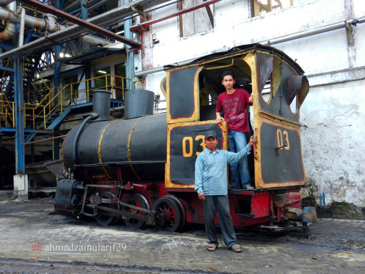 Obyek Wisata Menarik Loko Lori di Jember, 1. Tempat Wisata Pantai Pasir Putih Malikan (Papuma) Jember, 2. Tempat Wisata Pantai Watu Ulo Jember, 3. Tempat Wisata Keluarga Pantai Bandealit di Jember, 4. Tempat Wisata Pantai Puger di Jember, 5. Obyek Wisata Keluarga Tiara Waterpark di Jember, 6. Objek Wisata Keluarga Pemandian Kebon Agung di Jember, 7. Tempat Wisata Edukasi Taman Botani Jember, 8. Wahana Liburan Seru Waterboom Niagara di Jember, 9. Destinasi Wisata Populer Kawasan Puncak Rembangan di Jember, 10. Tempat Wisata Alam Air Terjun Tancak di Jember, 11. Tujuan Wisata Keluarga Pemandian Patemon di Jember, 12. Tempat Wisata Sejarah Situs Duplang di Jember, 13. Obyek Wisata Pantai Paseban di Jember, 14. Obyek Wisata Pemandian Rembangan di Jember, 15. Obyek Wisata Menarik Loko Lori di Jember, 16. Tempat Wisata Alam Air Terjun Antrokan di Jember, 17. Kafe Kolong di Jember, 18. Obyek Wisata Bedadung di Jember (Sudah Tutup), 19. Wisata ke Perkebunan Teh Gunung Gambir di Jember, 20. Obyek Wisata Pemandian Oleng Sibutong di jember, 21. Kimo Swimming Pool, 22. Air Terjun Manggisan, 23. Air Terjun Sumber Salak, 24. Pantai Payangan, 25. Pantai Rowo Cangak, 26. Pantai Teluk Love, 27. Agrowisata Tembakau, 28. Wisata Agro Glantangan, 29. Dira Park, 30. Agrowisata Mumbul Garden Jember, 31. Taman Nasional Meru Betiri, 32. Museum Tembakau Jember, 33. Pabrik Kopi Gumitir Jember, 34. Pulau Nusa Barong Jember, 35. Agrowisata Kopi dan Kakao, 36. Air Terjun Watu Ombo, 37. Air Terjun Lereng Raung, 38. Air Terjun Sumber Salak, 39. Taman Galaxy, 40. Bukit SJ 88, 41. Air Terjun Mandigu, 42. Goa Jepang