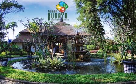 Obyek Wisata Taman Budaya Sentul City, 1. JungleLand Adventure Theme Park, 2. Taman Budaya Sentul City , 3. Ecoartpark, 4. Pasar Ah Poong, 5. Air Terjun Bidadari , 6. Leuwi Kunten Sentul Bogor, 7. Taman Wisata Alam Gunung Pancar, 8. Pemandian Air Panas Gunung Pancar, 9. Bellanova Country Mall Sentul, 10. Alam Fantasia , 11. Curug Nangka, 12. Sentulfresh, 13. Kampoeng Koneng, 14. Goa Agung Garunggang, 15. Curug Leuwi Hejo , 16. Paintball Sentul, 17. Curug Kencana, 18. Curug Hordeng, 19. Bukit Hambalang, 20. Edensor Hills, 21. Taman Fathan Hambalang, 22. Sawah Segar, 23. Mandapa Kirana Resort, 24. Garuda Farm Sentul, 25. Epic Outbond