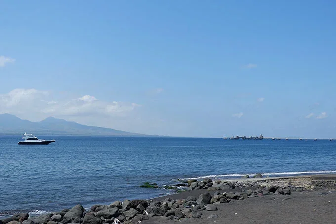 Pantai Dermaga Cinta