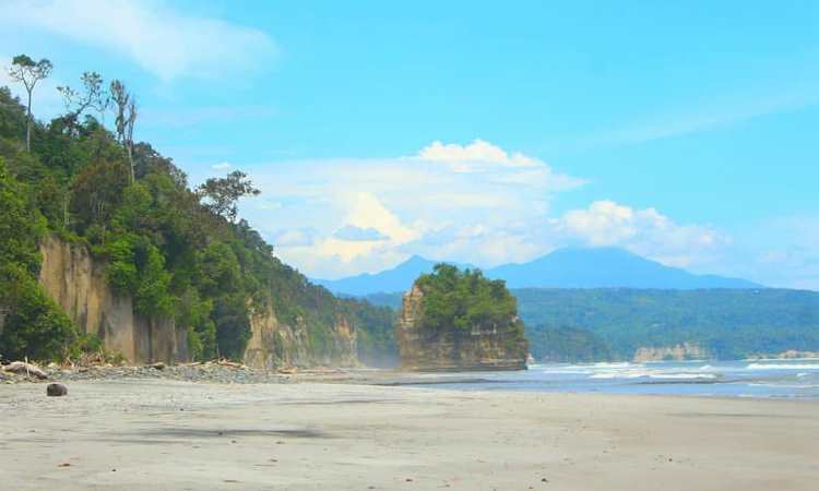 Pantai Manula via Instagram.com @adtymelta28_, 1. Pantai Panjang, 2. Tempat Wisata Sejarah Rumah Pengasingan Bung Karno, 3. Tempat Wisata Sejarah Benteng Marlborough Bengkulu, 4. Tempat Wisata Pantai Tapak Paderi Bengkulu, 5. Berwisata ke Kota Curup Bengkulu, 6. Tempat Wisata Danau Dendam Tak Sudah Bengkulu, 7. Tempat Wisata Danau Mas Harun Bastari Bengkulu, 8. Tempat Wisata Sejarah Museum Negeri Bengkulu, 9. Tempat Wisata Alam Bukit Kaba Bengkulu, 10. Berwisata ke Pulau Tikus Bengkulu, 11. Wisata Alam Sungai Air Berau Bengkulu, 12. Wisata ke Habitat Bunga Rafflesia Arnoldii Bengkulu, 13. Tempat Wisata Pantai Teluk Sepang Bengkulu, 14. Berwisata ke Air Terjun Curup, 15. Tempat Wisata Danau Lebong di Bengkulu Tengah, 16. Tempat Wisata Air Terjun Kepala Curup Bengkulu, 17. Tempat Wisata Air Terjun Sindang Kelingi Bengkulu, 18. Tempat Wisata Kebun Teh Bukit Daun Bengkulu, 19. Tempat Wisata Pantai Lais Bengkulu, 20. Tempat Wisata Air Terjun Curug Sembilan Bengkulu, 21. Objek Wisata Danau Gedang Bengkulu, 22. Tempat Wisata pantai Jakat Bengkulu, 23. Objek Wisata Tugu Thomas Parr Bengkulu, 24. Tempat Wisata Taman Hutan Raya Bengkulu, 25. Wisata ke Pusat Makanan Khas Bengkulu, 26. Berwisata ke Kampung Tua Cina Bengkulu, 27. Tempat Wisata Sungai Air Berau Muko-Muko Bengkulu, 28. Pantai Batung Badoro Muko-Muko Bengkulu, 29. Pantai Air Rami Mukomuko Bengkulu, 30. Danau Nibung Mukomuko Bengkulu, 31. Tempat Wisata Pantai Seluma Bengkulu, 32. Air Terjun Tri Muara Karang, 33. Pantai Sungai Suci, 34. Suban Air Panas Curup, 35. Danau Biru, 36. Pantai Padang Betuah, 37. Curug Mingga, 38. Air Terjun Suban, 39. Pantai Manula, 40. Pantai Linau, 41. Goa Kacamata, 42. Lubuk Sepit Kancing, 43. Pulau Enggano, 44. Arung Jeram Sungai Ketahun, 45. Pantai Bengkenang, 46. Air Terjun Singkai