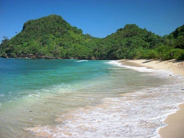 Pantai Tomen via IG @whiempy, 1. Wisata Pantai Batu Bengkung Malang, 2. Wisata Batu Night Spectacular (BNS) Malang, 3. Wisata Jatim Park 1, 4. Wahana Wisata Jatim Park 2 Malang, 5. Alun-alun kota Malang, 6. Wisata Petik Apel Malang, 7. Masjid Tiban Malang, 8. Wisata Alam Air Terjun Coban Rondo Malang, 9. Wahana Wisata Eco Green Park Malang, 10. Wisata Museum Angkut Malang, 11. Wisata Pulau Sempu Malang, 12. Wisata Pantai Balekambang Malang, 13. Objek Wisata Bendungan Karangkates Malang, 14. Wahana Wisata Wendit Water Park Malang, 15. Tempat wisata Alam Selecta Malang, 16. Objek Wisata Agrowisata Wonosari Malang, 17. Wahana Wisata Taman Rekreasi Sengkaling Malang, 18. Wisata Kuliner dan Edukasi di Inggil Museum Resto Malang, 19. Wisata Alam Menikmati Kecantikan Alam Ala Omah kayu Malang, 20. Objek Wisata Uji Adrenalin Wisata Paralayang Malang, 21. Wisata Alam 7 Air Terjun Sumber Pitu Malang, 22. Berwisata Menikmati Keperawanan Pantai Sipelot Malang, 23. Tempat Wisata Edukasi Museum Kesehatan Jiwa Malang, 24. Wisata Alam Sumber Air Krabyakan Malang, 25. Wisata Pantai Ngliyep nan Indah di Malang, 26. Wisata Sejarah di Museum D’Topeng Malang, 27. Objek Wisata Panen Madu di Agro Tawon Rimba Raya Malang, 28. Wisata Sejarah Gerbong Maut di Museum Brawijaya Malang, 29. Wisata Edukasi Museum Malang Tempo Doeloe, 30. Objek Wisata Pemandian Air Panas Cangar Batu Malang, 31. Objek Wisata Secret zoo Kebun Binatang Batu Malang, 32. Tempat Wisata Kuliner Es Krim Legendaris di Toko Oen Malang, 33. Mata Air Sumber Sirah, 34. Coban Nirwana atau Coban Mbok Karimah, 35. Pemandian Kalireco Lawang, 36. Teluk Bidadari, 37. Banyu Anjlok, 38. Wisata Tubing Wringinanom, 39. Coban Tundo, 40. Pantai Kedung Celeng, 41. Air Terjun Coban Pelangi, 42. Gua Lo Bangi, 43. Ndayung Rafting, 44. Waduk Selorejo Malang, 45. Pantai Tiga Warna Malang, 46. Teluk Kletekan Malang, 47. Pantai Lenggoksono Malang, 48. Pantai Bajul Mati Malang, 49. Jawa Timur Park 3, 50. Kampung Warna Warni Jodipan, 51. Candi Badut, 51. Sumber Jenon, 52. Wisata Pujon Kidul, 53. Pantai Sendang Biru, 54. Hawai Waterpark, 55. Pura Luhur Giri Arjuno, 56. Museum Tubuh, 57. Kusuma Waterpark, 58. Candi Songgoriti, 59. Taman Singha Merjosari, 60. Taman Kelinci, 61. Candi Singosari, 62. Pura Luhur Giri Arjuno, 63. Masjid Agung Malang, 64. Masjid Annur Batu, 65. Coban Rais, 66. River Tubing di Sungai Amprong, 67. Sumber Maron, 68. Coban Jahe, 69. Coban Talun, 70. Coban Parang Tejo, 71. Coban Gintung, 72. Coban Sewu, 73. Coban Putri, 74. Rafting Kaliwatu, 75. Sumber Taman, 76. Bukit Bulu, 77. De Tjangkul Batu, 78. Taman Labirin Coban Rondo, 79. Bukit Binglis, 80. Bukit Cinta, 81. Bukit Bintang, 82. Bukit Teletubbies, 83. Bukit Asmoro, 84. Bukit Budug Asu, 85. Pantai Banyu Meneng, 86. Pantai Selok, 87. Pantai Sendiki, 88. Pantai Goa Cina, 89. Pantai Sendang Biru, 90. Pantai Watu Leter, 91. Pantai Wedi Awu, 92. Pantai Jonggring Saloko, 93. Pantai Wedi Putih, 94. Pantai Bangsong, 95. Pantai Teluk Asmoro, 96. Pantai Telok, 97. Pantai Parang Dowo, 98. Pantai Jolangkung, 99. Pantai Tomen