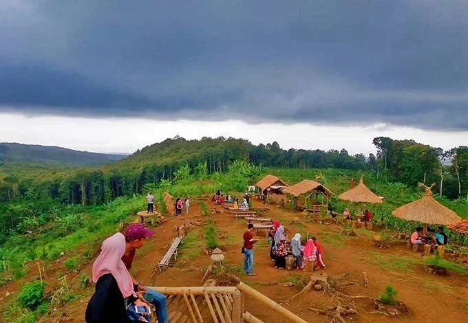 Puncak Asmoro