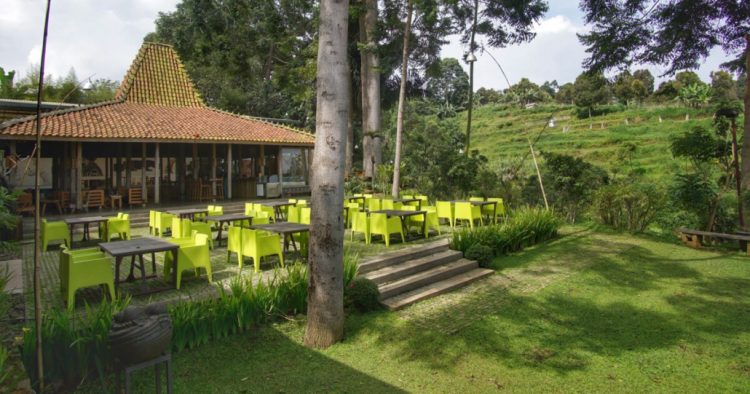 SALIAN ART SPACE, Informasi Dasar, Daya Tarik Lembang, Tempat Wisata di Lembang Bandung, Tempat Wisata di Lembang yang Sudah Tutup, Aktivitas Seru yang Wajib Dilakukan di Lembang, Akses Menuju Lembang
