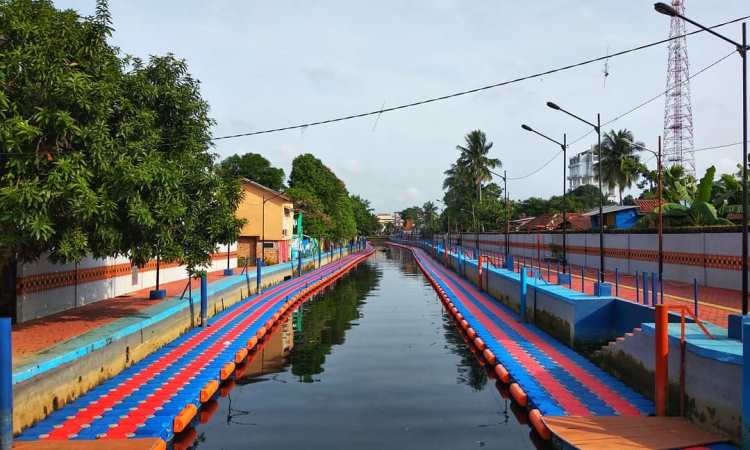 Sekanak Sidewalk via Instagram.com @ahmadsandy777, 1. Obyek Wisata Jembatan Ampera dan Sungai Musi di Palembang, 2. Tempat Wisata Religi Masjid Cheng Hoo Palembang, 3. Obyek Wisata Bukit Siguntang di Palembang, 4. Tempat Wisata Sejarah Museum Sultan Mahmud Badaruddin II Palembang, 5. Tempat Wisata Sejarah Benteng Kuto Besak di Palembang, 6. Wisata Religi Masjid Agung Sultan Mahmud Badaruddin I Palembang, 7. Objek Wisata Gedung Kantor Walikota Palembang, 8. Tempat Wisata Keluarga Kembang Iwak Family Park di Palembang, 9. Tempat Wisata Alam Hutan Punti Kayu di Palembang, 10. Tempat Wisata Sejarah Taman Purbakala Kerajaan Sriwijaya di Palembang, 11. Tempat Wisata Kuliner Kampung Kapitan di Palembang, 12. Objek Wisata Monumen perjuangan rakyat Palembang, 13. Obyek Wisata Pulau Kemaro di Palembang, 14. Tempat Wisata Alam Air Terjun Lematang Indah , 15. Obyek Wisata Gunung Dempo, 16. Tempat Wisata Alam Air Terjun Bidadari di Lahat, 17. Obyek Wisata Alam Air Terjun Maung (Curup Maung), 18. Tempat Wisata Kuliner Terkenal Martabak HAR di Palembang, 19. Tempat Wisata Kuliner Pempek Candy di Palembang, 20. Tempat Wisata Kuliner Pempek SAGA di Palembang, 21. Arung Jeram Sungai Manna, 22. Waterboom OPI Jakabaring, 23. The Amanzi Waterpark CitraGrand City, 24. Fantasy Island Palembang, 25. Danau Ranau, 26. Kolam Renang Lumban Tirta, 27. Museum Negeri Balaputra Dewa, 28. Kampung Arab Palembang, 29. Rumah Rakit Sungai Musi, 30. Palembang Bird Park, 31. Pelabuhan Tanjung Api-Api, 32. Masjid Lawang Kidul, 33. Tangga 2001, 34. Tugu Belido, 35. Kopi Roda, 36. Bayt Al-Quran Raksasa, 37. Sungai Gerong, 38. Goa Putri, 39. Sekanak Sidewalk, 40. Danau OPI, 41. Museum Tekstil Palembang, 42. Waterpark Danau Tanah Mas, 43. Taman Pelangi, 44. Bukit Golf, 45. Klenteng Chandra Nadi, 46. G Art Studio, 47. Pulau Maspari, 48. Gelora Sriwijaya, 49. Warung Apung Sungai Musi, 50. Air Terjun Kematang Indah, 51. Kebun Teh Dempo
