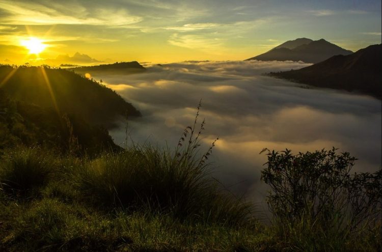 Sunrise di Desa Pinggan