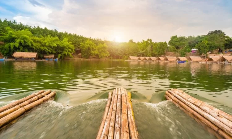 1. Tempat Wisata Sejarah Candi Prambanan Klaten, 2. Tempat Wisata Air Umbul Ponggok Klaten, 3. Obyek Wisata Mata Air Cokro Tulung Klaten, 4. River Boarding di Kali Pusur Klaten, 5. Obyek Wisata Air Umbul Jolotundo Klaten, 6. Obyek Wisata Air Lepen Kencana Klaten, 7. Objek Wisata Air Umbul Kapilaler Klaten, 8. Wahana Liburan Galuh Tirto Nirmolo Klaten, 9. Tempat Wisata Kuliner Warung Apung Rowo Jombor Klaten, 10. Tempat Wisata Sejarah Candi Merak Klaten, 11. Wisata Museum Gula Gondang Winangoen Klaten, 12. Wisata Budaya Perajin tanduk kerbau Keprabon Klaten, 13. Tempat Wisata Alam Puncak Clongop Klaten, 14. Tempat Wisata Sejarah Candi Lumbung Klaten, 15. Tempat Wisata Sejarah Candi Sewu Klaten, 16. Ziarah ke Makam Sunan Pandanaran Klaten, 17. Candi Plaosan, 18. Taman Lampion Klaten, 19. Deles Indah, 20. Pemandian Lumban Tirto, 21. Umbul Manten, 22. Candi Sojiwan, 23. Umbul Tirto Mulyono dan Tirto Mulyani, 24. Hutan Kota Gergunung, 25. Candi Bubrah, 26. Candi Gana, 27. Kebun Rambutan Desa Tulung, 28. Bukit Sidoguro, 29. Bukit Petung, 30. Taman 1000 Pelangi, 31. Gunung Watu Prahu, 32. Agrowisata Bonsai, 33. Taman Kamboja Klaten, 34. Umbul Nilo, 35. Umbul Gedaren, 36. Embung Tirto Mulyo, 37. Curug Indah Tegalrejo, 38. Sendang Gemuling, 39. Wisata Kali Talang, 40. Taman Bunga Kebon Asri, 41. Bukit Cinta Klaten