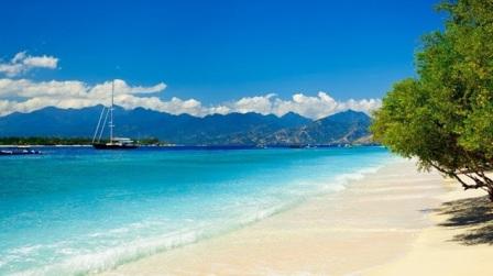 Tempat Wisata Pantai Senggigi Lombok, 1. Gunung Rinjani Lombok, 2. Wisata Pantai Kuta Lombok, 3. Wisata Desert Point (Bangko-Bangko) Lombok, 4. Gili Kondo, 5. Wisata Pantai Senggigi Lombok, 6. Wisata Gili Air, Gili Meno, dan Gili Trawangan di Lombok, 7. Pantai Tanjung Aan, 8.  Pantai Tanjung Bloam, 9. Tempat Wisata Pantai Selong Belanak Lombok, 10. Sade Village, 11. Pantai Sekotong , 12. Air Terjun Sandang Gile , 13. Gili Nanggu Lombok, 14. Objek Wisata Batu Bolong, 15. Objek Wisata Batu Layar , 16. Narmada Park, 17. Pink Beach Lombok, 18. Gili Lampu Lombok Timur, 19. Bukit Malimbu , 20. Gili Kedis, 21. Lingkoq Datu, Pantai Penyisok, 22. Bukit Pergasingan, 23. Pantai Semeti, 24. Air Terjun Mangku Sakti, 25. Air Terjun Benang Kelambu, 26. Air Terjun Tiu Kelep, 27. Tanjung Poki, 28. Pantai Nambung, 29. Taman Wisata Alam Gunung Tunak, Pemandangan Samudera di atas Bukit Hijau, 30. Rinjani Lodge, 31. Pantai Tebing, 32. Sumber Air Panas Aik Kalak, 33. Danau Segara Anak, 34. Pantai Mawun Lombok, 35. Pantai Seger, 36. Pantai Surga, 37. Tanjung Ringgit, 38. Gili Sulat dan Gili Lawang, 39. Pantai Sire, 40. Air Terjun Penimbungan: Surga Tersembunyi di Torean, 41. Jembatan Gantung Kuno: Peninggalan Jaman Penjajahan Belanda yang berumur 84 Tahun, 42. Taman Wisata Pusuk Sembalun: Mengagumi Pemandangan Gunung Rinjani yang Megah, 43. Pantai Setangi: Villa Hantu yang Mendebarkan, 44. Batu Payung, Tanjung Aan: Monumen Alam yang Berdiri Kokoh di Tepi Pantai, 45. Bau Nyale: Tempat Perayaan Festival Legendaris, 46. Desa Bayan Sasak: Menyelami Kehidupan 5000 tahun SM, 47. Ashtari Lounge and Kitchen: Menyantap Makanan di Puncak Bukit, 48. Artati Lombok Bungalow and Restaurant , 49. Bertenun Tradisional di Desa Sukarara, 50. Bask Nest: Menjelajahi Dunia Bawah Laut yang Artistik, 51. Gua Bangkang: Suasana Dramatis di Tepi Pantai