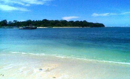 Tempat Wisata Pantai Ujung Genteng Sukabumi, 1. Wisata Pantai Cibangban, 2. Objek Wisata Goa Buniayu, 3. Tempat Wisata Pantai Ujung Genteng Sukabumi, 4. Wisata Pantai Cimaja, 5. Tempat Wisata Taman Rekreasi Selabintana Sukabumi, 6. Situ Gunung Sukabumi, 7. Kawah Ratu Sukabumi, 8. Rafting di Sungai Citarik, 9. Berwisata ke Kampung Ciptagelar Sukabumi, 10. Objek Wisata Arung Jeram Sungai Cicatih, 11. Tempat Wisata Geopark Ciletuh Sukabumi, 12. Tempat Wisata Situ Sukarame di Sukabumi, 13. Curug Sawer Sukabumi, 14. Wana Wisata Cipelang, Wisata Alam Pegunungan Sukabumi, 15. Objek wisata Pondok Halimun Sukabumi, 16. Objek Wisata Megalitik Cengkuk Sukabumi, 17. Objek Wisata Sumber Air Panas Cikundul Sukabumi, 18. Penangkaran Penyu Hijau di Pantai Pangumbahan, 19. Objek Wisata Alam Curug Cibeureum Sukabumi, 20. Tebing Panenjoan, 21. Objek Wisata Curug Cimarinjung Sukabumi, 22. Liburan ke Pantai Citepus Sukabumi, 23. Pantai Cikembang Sukabumi, 24. Curug Sentral Kebandungan, 25. Pantai Cipanarikan Sukabumi, 26. Pantai Amanda Ratu, 27. Bukit Karang Numpang, 28. Ryzzy Azzahra Waterpark, 29. Waterboom Nagrak, 30. Liburan ke Pantai Cibongkok Sukabumi, 31. Berwisata ke Pantai Ombak Tujuh Sukabumi, 32. Liburan Seru ke Pantai Cibuaya Sukabumi, 33. Rekreasi ke Pantai Karang Hawu Sukabumi, 34. Liburan yang Asyik ke Curug Awang Sukabumi, 35. Objek wisata Curug Cikaso Sukambumi, 36. Liburan Seru ke Curug Cigangsa Sukabumi, 37. Mengunjungi Curug Sentral Kabandungan nan Eksotis, 38. Nyebur ke Curug Sodong yang Adem, 39. Wisata Seru ke Curug Bibijilan Sukabumi, 40. Mengintip Curug Cirajeg yang Tersembunyi, 41. Curug Gentong nan cantik dan menawan, 42. Melihat Keindahan Danau Batu Bacan Sukabumi, 43. Berendam di Pemandian Air Panas Cisolok, 44. Gua Lalay Sukabumi Jawa Barat, 45. Taman Nasional Gunung Halimun Salak Sukabumi, 46. Taman Rekreasi Danau Lido Sukabumi, 47. Pantai Cicaladi, 48. Halimun Adventure Journey, 49. Rumah Fantasi, 50. Bravo Adventure, 51. Karang Aji Beach Villa, 52. Bukit Sabak, 53. Sabana Puncak Pilar, 54. Santa Sea Waterpark, 55. Jembatan Situ Gunung, 56. Geyser Cisolok, 57. Karang Para, 58. Curug Caweni, 59. Wisata Bukit Baros, 60. Camp Bravo, 61. Puncak Peuyeum, 62. Curug Cikanteh Sukabumi
