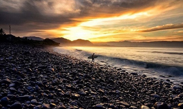 Wisata Pantai Cimaja, 1. Wisata Pantai Cibangban, 2. Objek Wisata Goa Buniayu, 3. Tempat Wisata Pantai Ujung Genteng Sukabumi, 4. Wisata Pantai Cimaja, 5. Tempat Wisata Taman Rekreasi Selabintana Sukabumi, 6. Situ Gunung Sukabumi, 7. Kawah Ratu Sukabumi, 8. Rafting di Sungai Citarik, 9. Berwisata ke Kampung Ciptagelar Sukabumi, 10. Objek Wisata Arung Jeram Sungai Cicatih, 11. Tempat Wisata Geopark Ciletuh Sukabumi, 12. Tempat Wisata Situ Sukarame di Sukabumi, 13. Curug Sawer Sukabumi, 14. Wana Wisata Cipelang, Wisata Alam Pegunungan Sukabumi, 15. Objek wisata Pondok Halimun Sukabumi, 16. Objek Wisata Megalitik Cengkuk Sukabumi, 17. Objek Wisata Sumber Air Panas Cikundul Sukabumi, 18. Penangkaran Penyu Hijau di Pantai Pangumbahan, 19. Objek Wisata Alam Curug Cibeureum Sukabumi, 20. Tebing Panenjoan, 21. Objek Wisata Curug Cimarinjung Sukabumi, 22. Liburan ke Pantai Citepus Sukabumi, 23. Pantai Cikembang Sukabumi, 24. Curug Sentral Kebandungan, 25. Pantai Cipanarikan Sukabumi, 26. Pantai Amanda Ratu, 27. Bukit Karang Numpang, 28. Ryzzy Azzahra Waterpark, 29. Waterboom Nagrak, 30. Liburan ke Pantai Cibongkok Sukabumi, 31. Berwisata ke Pantai Ombak Tujuh Sukabumi, 32. Liburan Seru ke Pantai Cibuaya Sukabumi, 33. Rekreasi ke Pantai Karang Hawu Sukabumi, 34. Liburan yang Asyik ke Curug Awang Sukabumi, 35. Objek wisata Curug Cikaso Sukambumi, 36. Liburan Seru ke Curug Cigangsa Sukabumi, 37. Mengunjungi Curug Sentral Kabandungan nan Eksotis, 38. Nyebur ke Curug Sodong yang Adem, 39. Wisata Seru ke Curug Bibijilan Sukabumi, 40. Mengintip Curug Cirajeg yang Tersembunyi, 41. Curug Gentong nan cantik dan menawan, 42. Melihat Keindahan Danau Batu Bacan Sukabumi, 43. Berendam di Pemandian Air Panas Cisolok, 44. Gua Lalay Sukabumi Jawa Barat, 45. Taman Nasional Gunung Halimun Salak Sukabumi, 46. Taman Rekreasi Danau Lido Sukabumi, 47. Pantai Cicaladi, 48. Halimun Adventure Journey, 49. Rumah Fantasi, 50. Bravo Adventure, 51. Karang Aji Beach Villa, 52. Bukit Sabak, 53. Sabana Puncak Pilar, 54. Santa Sea Waterpark, 55. Jembatan Situ Gunung, 56. Geyser Cisolok, 57. Karang Para, 58. Curug Caweni, 59. Wisata Bukit Baros, 60. Camp Bravo, 61. Puncak Peuyeum, 62. Curug Cikanteh Sukabumi