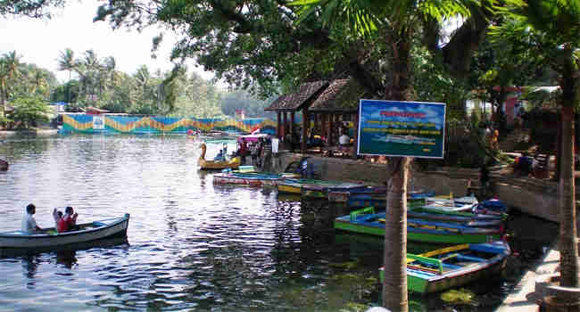 Wisata Wendit Water Park Malang, 1. Wisata Pantai Batu Bengkung Malang, 2. Wisata Batu Night Spectacular (BNS) Malang, 3. Wisata Jatim Park 1, 4. Wahana Wisata Jatim Park 2 Malang, 5. Alun-alun kota Malang, 6. Wisata Petik Apel Malang, 7. Masjid Tiban Malang, 8. Wisata Alam Air Terjun Coban Rondo Malang, 9. Wahana Wisata Eco Green Park Malang, 10. Wisata Museum Angkut Malang, 11. Wisata Pulau Sempu Malang, 12. Wisata Pantai Balekambang Malang, 13. Objek Wisata Bendungan Karangkates Malang, 14. Wahana Wisata Wendit Water Park Malang, 15. Tempat wisata Alam Selecta Malang, 16. Objek Wisata Agrowisata Wonosari Malang, 17. Wahana Wisata Taman Rekreasi Sengkaling Malang, 18. Wisata Kuliner dan Edukasi di Inggil Museum Resto Malang, 19. Wisata Alam Menikmati Kecantikan Alam Ala Omah kayu Malang, 20. Objek Wisata Uji Adrenalin Wisata Paralayang Malang, 21. Wisata Alam 7 Air Terjun Sumber Pitu Malang, 22. Berwisata Menikmati Keperawanan Pantai Sipelot Malang, 23. Tempat Wisata Edukasi Museum Kesehatan Jiwa Malang, 24. Wisata Alam Sumber Air Krabyakan Malang, 25. Wisata Pantai Ngliyep nan Indah di Malang, 26. Wisata Sejarah di Museum D’Topeng Malang, 27. Objek Wisata Panen Madu di Agro Tawon Rimba Raya Malang, 28. Wisata Sejarah Gerbong Maut di Museum Brawijaya Malang, 29. Wisata Edukasi Museum Malang Tempo Doeloe, 30. Objek Wisata Pemandian Air Panas Cangar Batu Malang, 31. Objek Wisata Secret zoo Kebun Binatang Batu Malang, 32. Tempat Wisata Kuliner Es Krim Legendaris di Toko Oen Malang, 33. Mata Air Sumber Sirah, 34. Coban Nirwana atau Coban Mbok Karimah, 35. Pemandian Kalireco Lawang, 36. Teluk Bidadari, 37. Banyu Anjlok, 38. Wisata Tubing Wringinanom, 39. Coban Tundo, 40. Pantai Kedung Celeng, 41. Air Terjun Coban Pelangi, 42. Gua Lo Bangi, 43. Ndayung Rafting, 44. Waduk Selorejo Malang, 45. Pantai Tiga Warna Malang, 46. Teluk Kletekan Malang, 47. Pantai Lenggoksono Malang, 48. Pantai Bajul Mati Malang, 49. Jawa Timur Park 3, 50. Kampung Warna Warni Jodipan, 51. Candi Badut, 51. Sumber Jenon, 52. Wisata Pujon Kidul, 53. Pantai Sendang Biru, 54. Hawai Waterpark, 55. Pura Luhur Giri Arjuno, 56. Museum Tubuh, 57. Kusuma Waterpark, 58. Candi Songgoriti, 59. Taman Singha Merjosari, 60. Taman Kelinci, 61. Candi Singosari, 62. Pura Luhur Giri Arjuno, 63. Masjid Agung Malang, 64. Masjid Annur Batu, 65. Coban Rais, 66. River Tubing di Sungai Amprong, 67. Sumber Maron, 68. Coban Jahe, 69. Coban Talun, 70. Coban Parang Tejo, 71. Coban Gintung, 72. Coban Sewu, 73. Coban Putri, 74. Rafting Kaliwatu, 75. Sumber Taman, 76. Bukit Bulu, 77. De Tjangkul Batu, 78. Taman Labirin Coban Rondo, 79. Bukit Binglis, 80. Bukit Cinta, 81. Bukit Bintang, 82. Bukit Teletubbies, 83. Bukit Asmoro, 84. Bukit Budug Asu, 85. Pantai Banyu Meneng, 86. Pantai Selok, 87. Pantai Sendiki, 88. Pantai Goa Cina, 89. Pantai Sendang Biru, 90. Pantai Watu Leter, 91. Pantai Wedi Awu, 92. Pantai Jonggring Saloko, 93. Pantai Wedi Putih, 94. Pantai Bangsong, 95. Pantai Teluk Asmoro, 96. Pantai Telok, 97. Pantai Parang Dowo, 98. Pantai Jolangkung, 99. Pantai Tomen