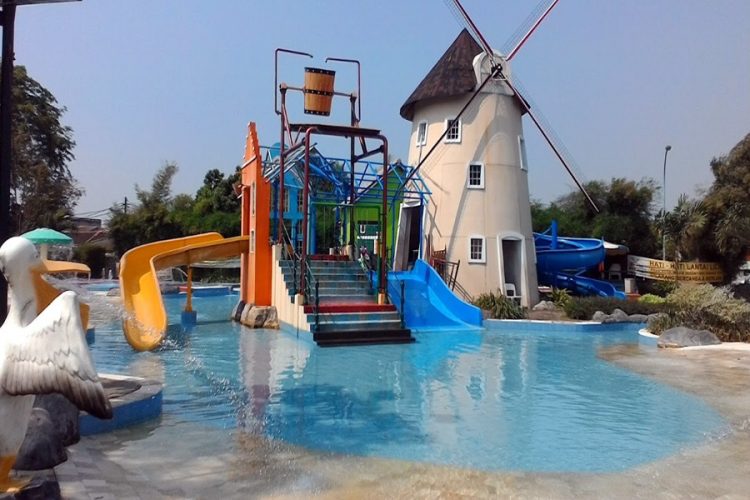 Amsterdam Waterpark, 1. Tempat Wisata Pantai Tanjung Pasir di Tangerang, 2. Tanjung Kait di Tangerang, 3. Wisata Religi Masjid Al-Adzom di Tangerang, 4. Objek Wisata Bendungan Pintu Air Sepuluh di Tangerang, 5. Wisata Seru ke Masjid Pintu Seribu di Tangerang, 6. Destinasi Wisata Pulau Cangkir di Tangerang, 7. Objek Wisata Situ Cipondoh di Tengerang, 8. Liburan Seru ke Marcopolo Water Adventure di Tangerang, 9. Tempat Wisata Keluarga Ocean Park Water Adventure di Tangerang Selatan, 10. Objek Wisata Taman Buaya Tanjung Pasir di Tangerang, 11. Tempat Wisata Alam Hutan Kota BSD di Tangerang, 12. Tempat Wisata Keluarga Water World Citra Raya di Tangerang, 13. Destinasi Wisata Seru ke Kawasan Lippo Karawaci di Tangerang, 14. Tempat Wisata Belanja Kawasan Gading Serpong, 15. Tempat Wisata Kuliner Enak Flavor Bliss Alam Sutera di Tangerang, 16. Objek Wisata Klenteng Boen Tek Bio di Tangerang, 17. Telaga Cisoka, 18. Tebing Koja, 19. Taman Wisata Pulau Situ Gintung, 20. Taman Potret, 21. Citra Raya World of Wonders, 22. Taman Gajah Tunggal, 23. Kandank Jurank Doank, 24. Situ Cihuni, 25. Situ Bulakan, 26. Scientia Square Park, 27. Tanah Tingal, 28. Upside Down World Alam Sutera, 29. Wisata Alam Hutan Kota, 30. Garden Lantern Maze Market, 31. Pasar Lama Tangerang, 32. Taman Prestasi, 33. Taman Kunci Cikokol, 34. Phi Phi Club Greenwich Park, 35. BX Rink, 36. Branchsto Equestrian Park, 37. Benteng Heritage Museum, 38. Amsterdam Waterpark, 39. Sakura Garden AEON Mall, 40. Kampung Bekelir, 41. Taman Bambu, 42. Taman Kota 1 BSD, 43. Kelenteng Sampo Tay Jin, 44. Froggy BSD, 45. BSD Xtreme Park, 46. Fun Park WaterBoom, 47. Taman Menteng Bintaro, 48. Boen Hay Bio Temple, 49. Little Jungle Playground, 50. Klenteng Tjo Soe Kong, 51. Vihara Padumuttara, 52. Keramat Solear, 53. Cisadane, 54. Summarecon Mall Serpong, 55. Danau Tomang, 56. Fun and Fit Qbig, 57. Monumen Lengkong, 58. Flying Deck Cisadane, 59. Taman Pisang, 60. Taman Kunang-Kunang, 61. Taman Pramuka, 62. Batavia Splash Water Adventure, 63. Pulo Saiji Water Adventure