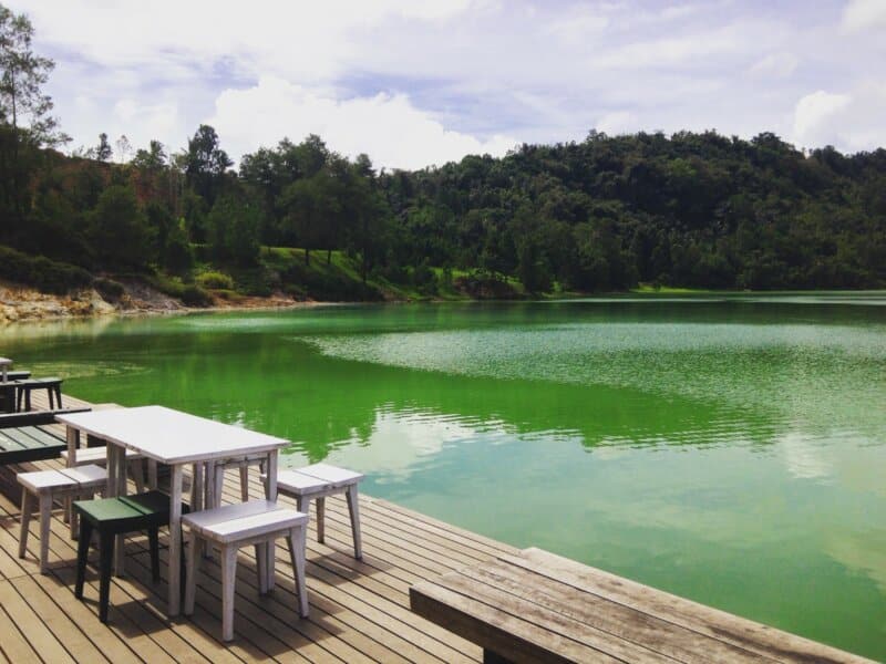 Danau Linow