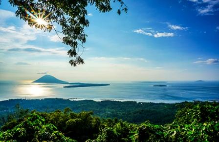 Gunung Tumpa di Manado