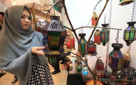 Kerajinan Kuningan Lampu