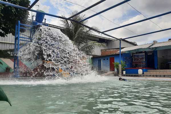 Kolam Renang Tirta Sari Depok Timur, 1. Tempat Wisata Alam Kampung 99 Pepohonan di Depok, 2. Tempat Wisata Religi Masjid kubah emas di Depok, 3. Taman Wisata Keluarga Pasir Putih Depok, 4. Objek Wisata Anak dan Keluarga Godong Ijo Depok, 5. Tempat Wisata Seru Fantasi Water Park di Depok, 6. Kolam Renang / Water Park Ceria Depok, 7. Kolam Renang Tirta Sari Depok Timur, 8. Wahana Liburan Seru Kolam Renang Paragon Depok, 9. Bermain ke Kolam Renang Gema Pesona Depok, 10. Objek Wisata Seru Pondok Zidane Depok, 11. Tempat Wisata Taman Bunga Wiladatika Depok, 12. Liburan Asyik ke Agrowisata Belimbing Dewa Depok, 13. Liburan ke Hutan Kota Depok, 14. Tempat Wisata Studio Alam TVRI Depok, 15. Liburan Seru ke D’Kandang Amazing Farm Depok, 16. Liburan ke Setu Pengasinan Depok, 17. Depok Plaza, 18. Detos/Depok Town Square | Pusat belanja, 19. Cagar Alam Kota Depok, 20. Situ Besar depok (Situ lio), 21. Situ Cilangkap, 22. Situ Citayam Kota Depok, 23. Liburan Seru ke Situ Pladen Beji, 24. Liburan ke Situ Asih Pulo Pancoran Emas Depok, 25. Wisata Sambil Olahraga di Pacuan Kuda Tapos, 26. Liburan Menantang Arung Jeram di Sungai Ciliwung, 27. Rumah Kabeda, 28. Telaga Arwana, 29. Kampung 3D Depok, 30. Taman Wisata Herbal Insani, 31. Taman Pemuda Pratama, 32. Sukatani Park, 33. Taman Wisata Permata Buana, 34. Taman Merdeka, 35. Hutan Kota UI, 36. Danau Kenanga UI, 37. Rumah Keramik F Widayanto, 38. Saung Talaga, 39. Taman Mekarsari Depok, 40. Kolam Renang Griya Tugu Asri, 41. Setu Bojongsari, 42. Setu Cilodong, 43. Situ Jatijajar, 44. Situ Rawa Besar, 45. Green Lake View Waterpark, 46. Arina Waterpark, 47. Taman Lembah Mawar, 48. Taman Lembah Gurame