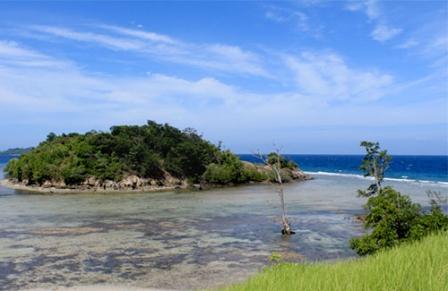 Liburan Asyik ke Pantai Ratatotok