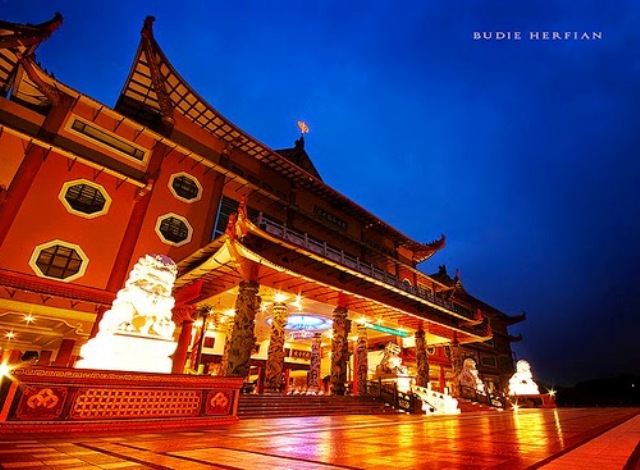 Liburan ke Maha Vihara Adhi Maitreya, 1. Danau Linting, 2. Air Terjun Dua Warna, 3. Air Terjun Batu Belah Sibolangit, 4. Gunung Sibayak, 5. Bukit Lawang, 6. Sungai Bukit Lawang, 7. Penangkaran Buaya Asam Kumbang Medan, 8. Istana Maimun Medan, 9. Masjid Raya Medan, 10. Air Terjun Sipiso-piso Tongging, 11. Rahmat Gallery Medan, 12. Liburan Asyik ke Kampung Keling Medan, 13. Menikmati Pesona Keindahan Air Terjun Tangkahan, 14. Mencoba Keseruan Naik Gajah di Tangkahan, 15. Tempat Wisata Seru Danau Lau Kawar, 16. Objek Wisata Menarik Salju Panas Tinggi Raja, 17. Tempat Wisata Anak Mickey Holiday Berastagi, 18. Taman Alam Lumbini Tempat Wisata di Lereng Gunung, 19. Liburan ke Maha Vihara Adhi Maitreya, 20. Wisata Sejarah Museum Sumatera Utara, 21. Objek Wisata Danau Siombak di Medan, 22. Tempat Wisata Kuliner Merdeka Walk di Medan, 23. Kebun Binatang Medan (Medan Zoo), 24. Tempat Wisata Keluarga Mora Indah di Medan, 25. Tempat Liburan Hairos Water Park Medan, 26. Taman Sri Deli, 27. Museum Situs Kota Cina, 28. Museum Militer Bukit Barisan, 29. The Le Hu Garden Medan, 30. Vihara Gunung Timur, 31. Pasar Belawan, 32. Kuil Shri Mariamman, 33. Gedung London Sumatera ( Losum ), 34. Kesawan Square, 35. Balai Kota Lama, 36. Masjid Al-Osmani, 37. Wonders Water World, 38. Gereja Lama Medan, 39. Kantor Pos Medan, 40. Tjong A Fie Mansion, 41. Graham Santa Maria Velangkanni