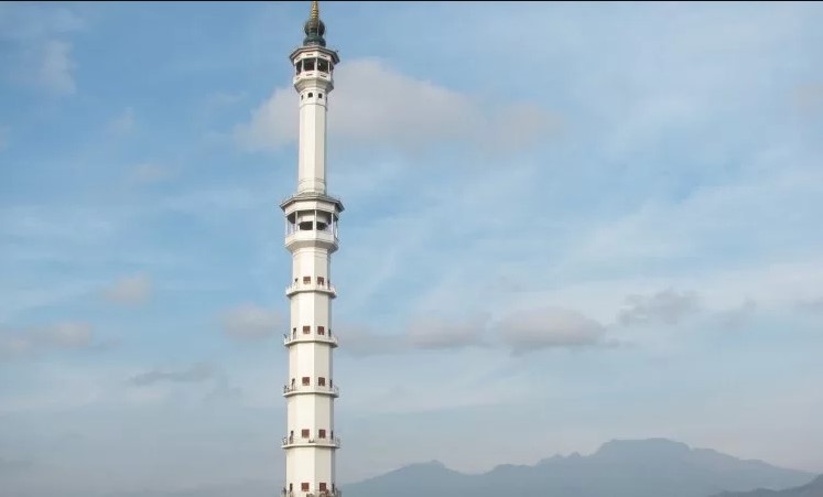 Menara Asmaul Husna