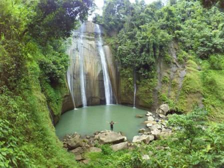 Mengunjungi Syurga Tersembunyi Curug Dengdeng Cianjur - Tempat wisata di Cianjur