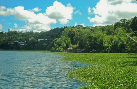 Objek Wisata Danau Tondano di Manado