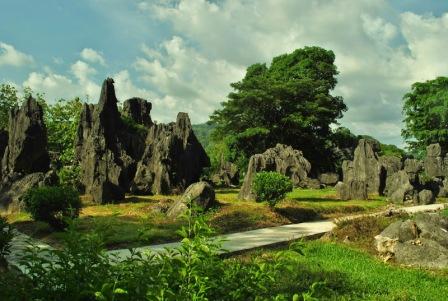Objek Wisata Taman Nasional Bantimurung di Makassar