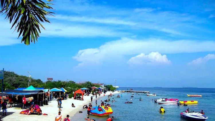 Pantai Tanjung Pasir di Tangerang, 1. Tempat Wisata Pantai Tanjung Pasir di Tangerang, 2. Tanjung Kait di Tangerang, 3. Wisata Religi Masjid Al-Adzom di Tangerang, 4. Objek Wisata Bendungan Pintu Air Sepuluh di Tangerang, 5. Wisata Seru ke Masjid Pintu Seribu di Tangerang, 6. Destinasi Wisata Pulau Cangkir di Tangerang, 7. Objek Wisata Situ Cipondoh di Tengerang, 8. Liburan Seru ke Marcopolo Water Adventure di Tangerang, 9. Tempat Wisata Keluarga Ocean Park Water Adventure di Tangerang Selatan, 10. Objek Wisata Taman Buaya Tanjung Pasir di Tangerang, 11. Tempat Wisata Alam Hutan Kota BSD di Tangerang, 12. Tempat Wisata Keluarga Water World Citra Raya di Tangerang, 13. Destinasi Wisata Seru ke Kawasan Lippo Karawaci di Tangerang, 14. Tempat Wisata Belanja Kawasan Gading Serpong, 15. Tempat Wisata Kuliner Enak Flavor Bliss Alam Sutera di Tangerang, 16. Objek Wisata Klenteng Boen Tek Bio di Tangerang, 17. Telaga Cisoka, 18. Tebing Koja, 19. Taman Wisata Pulau Situ Gintung, 20. Taman Potret, 21. Citra Raya World of Wonders, 22. Taman Gajah Tunggal, 23. Kandank Jurank Doank, 24. Situ Cihuni, 25. Situ Bulakan, 26. Scientia Square Park, 27. Tanah Tingal, 28. Upside Down World Alam Sutera, 29. Wisata Alam Hutan Kota, 30. Garden Lantern Maze Market, 31. Pasar Lama Tangerang, 32. Taman Prestasi, 33. Taman Kunci Cikokol, 34. Phi Phi Club Greenwich Park, 35. BX Rink, 36. Branchsto Equestrian Park, 37. Benteng Heritage Museum, 38. Amsterdam Waterpark, 39. Sakura Garden AEON Mall, 40. Kampung Bekelir, 41. Taman Bambu, 42. Taman Kota 1 BSD, 43. Kelenteng Sampo Tay Jin, 44. Froggy BSD, 45. BSD Xtreme Park, 46. Fun Park WaterBoom, 47. Taman Menteng Bintaro, 48. Boen Hay Bio Temple, 49. Little Jungle Playground, 50. Klenteng Tjo Soe Kong, 51. Vihara Padumuttara, 52. Keramat Solear, 53. Cisadane, 54. Summarecon Mall Serpong, 55. Danau Tomang, 56. Fun and Fit Qbig, 57. Monumen Lengkong, 58. Flying Deck Cisadane, 59. Taman Pisang, 60. Taman Kunang-Kunang, 61. Taman Pramuka, 62. Batavia Splash Water Adventure, 63. Pulo Saiji Water Adventure