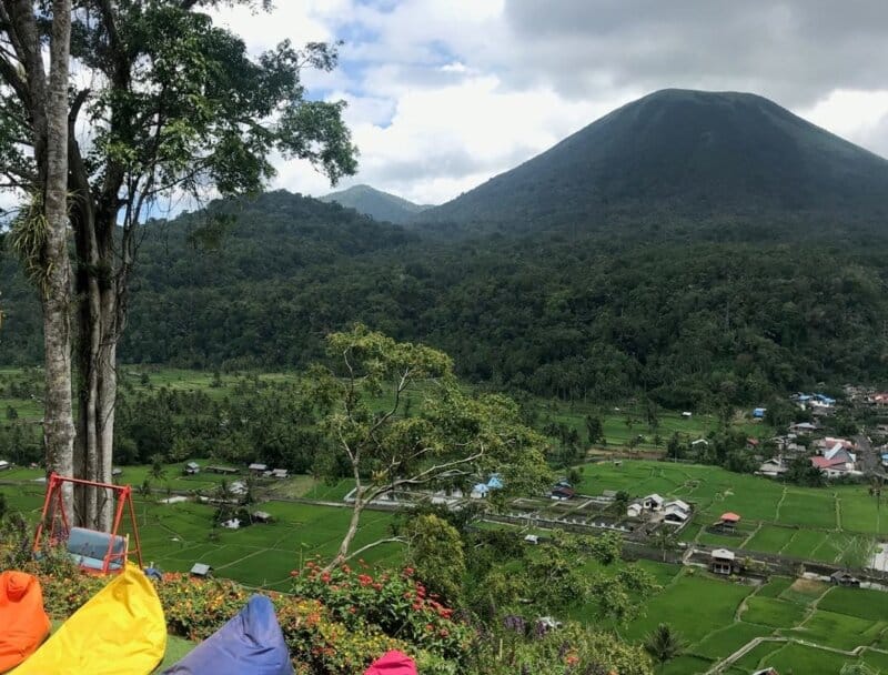 Puncak Kai Santi Woloan
