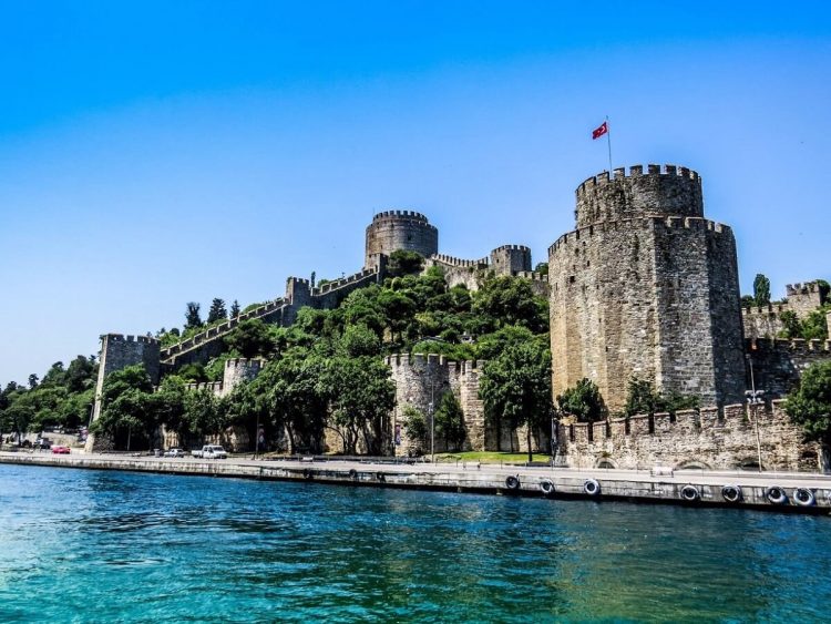 Rumelihisarı via Trover