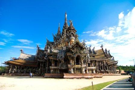 Sanctuary Of Truth, 1. Objek Wisata Nong Nooch Tropical Botanical Garden di Thailand , 2. Tempat Wisata Paling Terkenal Phuket di Thailand, 3. Tempat Wisata Kuliner Khao San Road di Thailand, 4. Tempat Wisata Favorit Wat Arun di Thailand, 5. Tempat Wisata Grand Palace di Thailand, 6. Destinasi Wisata ke Chiang Rai di Thailand, 7. Destinasi Wisata ke Pai di Thailand, 8. Tempat Wisata Sejarah Phanom Rung di Thailand, 9. Obyek Wisata Seru Railay di Thailand, 10. Objek Wisata Kuil Wat Benchamabophit di Thailand, 11. Objek Wisata Wat Ratchanatdaram di Thailand, 12. Objek Wisata Candi Wat Chedi Luang di Thailand, 13. Liburan Seru ke Safari World di Thailand, 14. Objek Wisata Wat Phra Kaew di Thailand, 15. Objek Wisata Unik Wat Pho di Thailand, 16. Berwisata ke Wat Phra That Doi Suthep di Thailand, 17. Tempat Wisata Alam Roller Cave National Park di Thailand, 18. Tempat Wisata Keluarga Cha-am di Thailand, 19. Tempat Wisata Pantai Hua Hin yang Terkenal di Thailand, 20. Destinasi Wisata Koh Samui di Thailand, 21. Tempat Wisata Koh Chang di Thailand, 22. Destinasi Wisata Seru Krabi di Thailand, 23. Liburan ke Pattaya di Thailand, 24. Objek Wisata Phu Thok di Thailand, 25. Liburan Seru ke Salaeng Luang National Park di Thailand, 26. Tempat Wisata Doi Mae Hua Kham di Thailand, 27. Objek Wisata Phu Rua Taman Nasional di Thailand, 28. Liburan Seru ke Puncak galaksi Kanchanaburi di Thailand, 29. Destinasi Agrowisata Doi Ang Khang Mon di Thailand, 30. Objek Wisata Khao Kho di Thailand, 31. Tempat Wisata Belanja Chiang Mai di Thailand, 32. Tempat Belanja Murah di Pratunam Market Thailand, 33. Tempat Wisata Belanja di Amarin Plaza Thailand, 34. Phu Thap Boek, 35. Dream World Garden, 36. Baan Pinsuwan Benjarong, 37. Wat Khanon Temple, 38. Sungai Mekong, 39. Pasar Tradisional Jed Samian, 40. Sampran Riverside Market, 41. Pembuatan Keramik dan Vas Naga, Tao Hong Thai Ceramic Factory, 42. Baiyoke Sky Bangkok, 43. Ayutthaya, 44. Suphattra Land, 45. Chatuchak Weekend Market, 46. Madame Tussaud, 47. Sanctuary Of Truth, 48. Bangkok Dinner Cruises, 49. Four Face Buddha, 50. Siam Ancient City, 51. Emporium Mall, 52. Siam Niramit Show