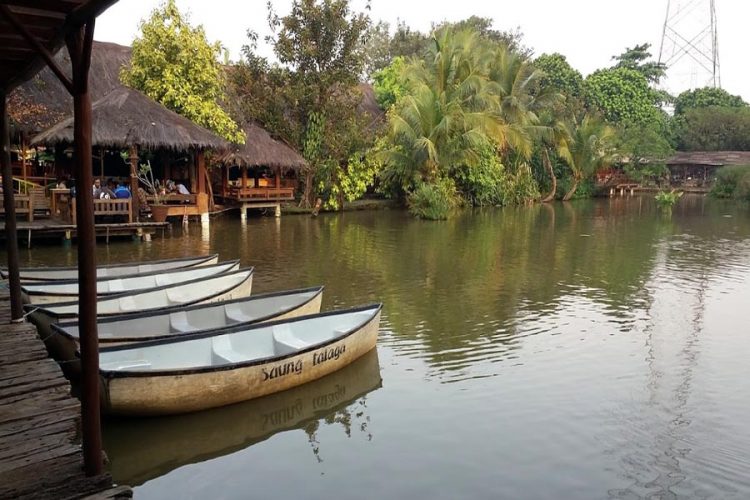 Saung Talaga, 1. Tempat Wisata Alam Kampung 99 Pepohonan di Depok, 2. Tempat Wisata Religi Masjid kubah emas di Depok, 3. Taman Wisata Keluarga Pasir Putih Depok, 4. Objek Wisata Anak dan Keluarga Godong Ijo Depok, 5. Tempat Wisata Seru Fantasi Water Park di Depok, 6. Kolam Renang / Water Park Ceria Depok, 7. Kolam Renang Tirta Sari Depok Timur, 8. Wahana Liburan Seru Kolam Renang Paragon Depok, 9. Bermain ke Kolam Renang Gema Pesona Depok, 10. Objek Wisata Seru Pondok Zidane Depok, 11. Tempat Wisata Taman Bunga Wiladatika Depok, 12. Liburan Asyik ke Agrowisata Belimbing Dewa Depok, 13. Liburan ke Hutan Kota Depok, 14. Tempat Wisata Studio Alam TVRI Depok, 15. Liburan Seru ke D’Kandang Amazing Farm Depok, 16. Liburan ke Setu Pengasinan Depok, 17. Depok Plaza, 18. Detos/Depok Town Square | Pusat belanja, 19. Cagar Alam Kota Depok, 20. Situ Besar depok (Situ lio), 21. Situ Cilangkap, 22. Situ Citayam Kota Depok, 23. Liburan Seru ke Situ Pladen Beji, 24. Liburan ke Situ Asih Pulo Pancoran Emas Depok, 25. Wisata Sambil Olahraga di Pacuan Kuda Tapos, 26. Liburan Menantang Arung Jeram di Sungai Ciliwung, 27. Rumah Kabeda, 28. Telaga Arwana, 29. Kampung 3D Depok, 30. Taman Wisata Herbal Insani, 31. Taman Pemuda Pratama, 32. Sukatani Park, 33. Taman Wisata Permata Buana, 34. Taman Merdeka, 35. Hutan Kota UI, 36. Danau Kenanga UI, 37. Rumah Keramik F Widayanto, 38. Saung Talaga, 39. Taman Mekarsari Depok, 40. Kolam Renang Griya Tugu Asri, 41. Setu Bojongsari, 42. Setu Cilodong, 43. Situ Jatijajar, 44. Situ Rawa Besar, 45. Green Lake View Waterpark, 46. Arina Waterpark, 47. Taman Lembah Mawar, 48. Taman Lembah Gurame
