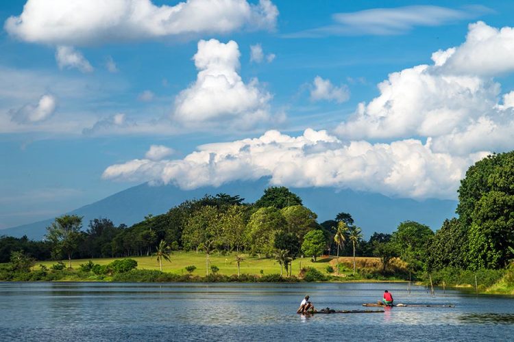 Setu Bojongsari, 1. Tempat Wisata Alam Kampung 99 Pepohonan di Depok, 2. Tempat Wisata Religi Masjid kubah emas di Depok, 3. Taman Wisata Keluarga Pasir Putih Depok, 4. Objek Wisata Anak dan Keluarga Godong Ijo Depok, 5. Tempat Wisata Seru Fantasi Water Park di Depok, 6. Kolam Renang / Water Park Ceria Depok, 7. Kolam Renang Tirta Sari Depok Timur, 8. Wahana Liburan Seru Kolam Renang Paragon Depok, 9. Bermain ke Kolam Renang Gema Pesona Depok, 10. Objek Wisata Seru Pondok Zidane Depok, 11. Tempat Wisata Taman Bunga Wiladatika Depok, 12. Liburan Asyik ke Agrowisata Belimbing Dewa Depok, 13. Liburan ke Hutan Kota Depok, 14. Tempat Wisata Studio Alam TVRI Depok, 15. Liburan Seru ke D’Kandang Amazing Farm Depok, 16. Liburan ke Setu Pengasinan Depok, 17. Depok Plaza, 18. Detos/Depok Town Square | Pusat belanja, 19. Cagar Alam Kota Depok, 20. Situ Besar depok (Situ lio), 21. Situ Cilangkap, 22. Situ Citayam Kota Depok, 23. Liburan Seru ke Situ Pladen Beji, 24. Liburan ke Situ Asih Pulo Pancoran Emas Depok, 25. Wisata Sambil Olahraga di Pacuan Kuda Tapos, 26. Liburan Menantang Arung Jeram di Sungai Ciliwung, 27. Rumah Kabeda, 28. Telaga Arwana, 29. Kampung 3D Depok, 30. Taman Wisata Herbal Insani, 31. Taman Pemuda Pratama, 32. Sukatani Park, 33. Taman Wisata Permata Buana, 34. Taman Merdeka, 35. Hutan Kota UI, 36. Danau Kenanga UI, 37. Rumah Keramik F Widayanto, 38. Saung Talaga, 39. Taman Mekarsari Depok, 40. Kolam Renang Griya Tugu Asri, 41. Setu Bojongsari, 42. Setu Cilodong, 43. Situ Jatijajar, 44. Situ Rawa Besar, 45. Green Lake View Waterpark, 46. Arina Waterpark, 47. Taman Lembah Mawar, 48. Taman Lembah Gurame