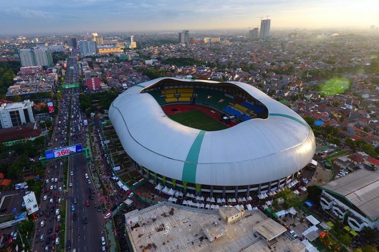 Stadion Patriot Candrabaga, 1. Taman Buaya Indonesia Jaya , 2. Waterboom Lippo Cikarang, 3.Gedung Juang 45, 4. Saung Ranggon, 5. Danau Cibeureum, 6. Klenteng Hok Lay Kiong, 7. Vihara Dharma Jaya, 8. Pura Agung Tirta Bhuana , 9. Masjid Jami Al – Hidayah, 10. Pantai Muara Gembong, 11. Pantai Muara Beting, 12. Pantai Muara Bendera, 13.Pantai Mekar, 14. Rumah Pohon, 15. Hutan Kota Bekasi, 16. Danau Marakas, 17. Bumi Perkemahan Karang Kitri, 18. Taman Kemang Pratama, 19. Restoran Kartini Cikarang , 20. Saung Wulan, 21. Taman Alun-alun Kota Bekasi, 22. Kolam Renang Taman Harapan Baru (THB), 23. Kolam Renang Bintang Sport Center, 24. Sport Club Harapan Indah, 25. Kolam Renang Galaxy Tirta Mas, 26. Venetian Water Carnaval, 27. Columbus Waterpark, 28. Go! Wet Waterpark, 29. Curug Parigi, 30. Transera Waterpark, 31. Snow World International Revo Town, 32. Situ Gede Bekasi, 33. Sirkus Waterplay, 34. Rainbow Garden, 35. Fun Park Waterboom Bekasi, 36. Danau Duta Harapan, 37. Taman Hijau Pekayon, 38. Taman Gigi, 39. Hutan Kota Patriot Bina Bangsa, 40. Taman Jatiasih, 41. Islamic Center Bekasi, 42. Stadion Patriot Candrabaga, 43. Wisata Bumi Restu, 44. Penguin Waterpark, 45. Grand Splash Waterpark, 47. Camping Ground Kalam Kopen, 48. Tugu Skatepark, 49. Kolam Renang Green Park, 50. Kolam Renang Persada Kemala, 51. Danau Elysum, 52. Jembatan Magnetica, 53. Piramida Terbalik Summarecon Bekasi, 54. Situ Rawa Binong, 55. Stadion Wibawa Mukti, 56. Taman Sehati, 57. Jababeka Botanical Garden, 58. Puri Nirwana Waterpark, 59. Megati Waterpark