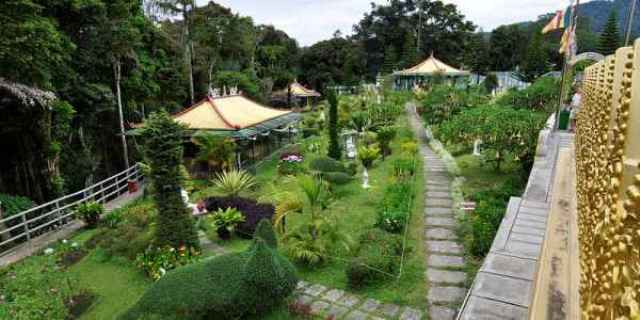 Taman Alam Lumbini Tempat Wisata di Lereng Gunung, 1. Danau Linting, 2. Air Terjun Dua Warna, 3. Air Terjun Batu Belah Sibolangit, 4. Gunung Sibayak, 5. Bukit Lawang, 6. Sungai Bukit Lawang, 7. Penangkaran Buaya Asam Kumbang Medan, 8. Istana Maimun Medan, 9. Masjid Raya Medan, 10. Air Terjun Sipiso-piso Tongging, 11. Rahmat Gallery Medan, 12. Liburan Asyik ke Kampung Keling Medan, 13. Menikmati Pesona Keindahan Air Terjun Tangkahan, 14. Mencoba Keseruan Naik Gajah di Tangkahan, 15. Tempat Wisata Seru Danau Lau Kawar, 16. Objek Wisata Menarik Salju Panas Tinggi Raja, 17. Tempat Wisata Anak Mickey Holiday Berastagi, 18. Taman Alam Lumbini Tempat Wisata di Lereng Gunung, 19. Liburan ke Maha Vihara Adhi Maitreya, 20. Wisata Sejarah Museum Sumatera Utara, 21. Objek Wisata Danau Siombak di Medan, 22. Tempat Wisata Kuliner Merdeka Walk di Medan, 23. Kebun Binatang Medan (Medan Zoo), 24. Tempat Wisata Keluarga Mora Indah di Medan, 25. Tempat Liburan Hairos Water Park Medan, 26. Taman Sri Deli, 27. Museum Situs Kota Cina, 28. Museum Militer Bukit Barisan, 29. The Le Hu Garden Medan, 30. Vihara Gunung Timur, 31. Pasar Belawan, 32. Kuil Shri Mariamman, 33. Gedung London Sumatera ( Losum ), 34. Kesawan Square, 35. Balai Kota Lama, 36. Masjid Al-Osmani, 37. Wonders Water World, 38. Gereja Lama Medan, 39. Kantor Pos Medan, 40. Tjong A Fie Mansion, 41. Graham Santa Maria Velangkanni