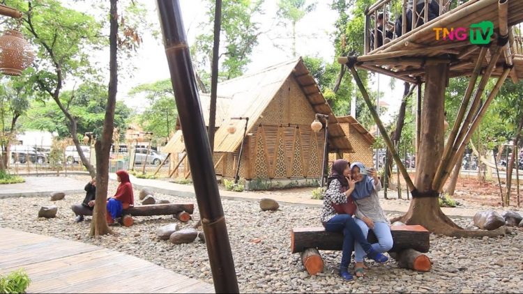 Taman Bambu via Youtube Kota Tangerang, 1. Tempat Wisata Pantai Tanjung Pasir di Tangerang, 2. Tanjung Kait di Tangerang, 3. Wisata Religi Masjid Al-Adzom di Tangerang, 4. Objek Wisata Bendungan Pintu Air Sepuluh di Tangerang, 5. Wisata Seru ke Masjid Pintu Seribu di Tangerang, 6. Destinasi Wisata Pulau Cangkir di Tangerang, 7. Objek Wisata Situ Cipondoh di Tengerang, 8. Liburan Seru ke Marcopolo Water Adventure di Tangerang, 9. Tempat Wisata Keluarga Ocean Park Water Adventure di Tangerang Selatan, 10. Objek Wisata Taman Buaya Tanjung Pasir di Tangerang, 11. Tempat Wisata Alam Hutan Kota BSD di Tangerang, 12. Tempat Wisata Keluarga Water World Citra Raya di Tangerang, 13. Destinasi Wisata Seru ke Kawasan Lippo Karawaci di Tangerang, 14. Tempat Wisata Belanja Kawasan Gading Serpong, 15. Tempat Wisata Kuliner Enak Flavor Bliss Alam Sutera di Tangerang, 16. Objek Wisata Klenteng Boen Tek Bio di Tangerang, 17. Telaga Cisoka, 18. Tebing Koja, 19. Taman Wisata Pulau Situ Gintung, 20. Taman Potret, 21. Citra Raya World of Wonders, 22. Taman Gajah Tunggal, 23. Kandank Jurank Doank, 24. Situ Cihuni, 25. Situ Bulakan, 26. Scientia Square Park, 27. Tanah Tingal, 28. Upside Down World Alam Sutera, 29. Wisata Alam Hutan Kota, 30. Garden Lantern Maze Market, 31. Pasar Lama Tangerang, 32. Taman Prestasi, 33. Taman Kunci Cikokol, 34. Phi Phi Club Greenwich Park, 35. BX Rink, 36. Branchsto Equestrian Park, 37. Benteng Heritage Museum, 38. Amsterdam Waterpark, 39. Sakura Garden AEON Mall, 40. Kampung Bekelir, 41. Taman Bambu, 42. Taman Kota 1 BSD, 43. Kelenteng Sampo Tay Jin, 44. Froggy BSD, 45. BSD Xtreme Park, 46. Fun Park WaterBoom, 47. Taman Menteng Bintaro, 48. Boen Hay Bio Temple, 49. Little Jungle Playground, 50. Klenteng Tjo Soe Kong, 51. Vihara Padumuttara, 52. Keramat Solear, 53. Cisadane, 54. Summarecon Mall Serpong, 55. Danau Tomang, 56. Fun and Fit Qbig, 57. Monumen Lengkong, 58. Flying Deck Cisadane, 59. Taman Pisang, 60. Taman Kunang-Kunang, 61. Taman Pramuka, 62. Batavia Splash Water Adventure, 63. Pulo Saiji Water Adventure