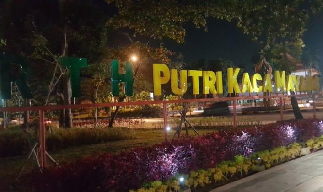 Taman Putri Kaca Mayang via Riau Mandiri, 1. Objek Wisata Keluarga Riau Fantasi , 2. Tempat Rekreasi Kebun Binatang Sang Kulim , 3. Destinasi Wisata Danau Buatan Lembah Sari , 4. Objek Wisata Taman Rekreasi Alam Mayang di Pekanbaru, 5. Tempat Wisata Seru Istana Siak Sri Indrapura , 6. Objek Wisata Religi Masjid Agung An Nur di Pekanbaru, 7. Tempat Wisata Edukasi Perpustakaan Soeman H.S di Pekanbaru, 8. Wisata Sejarah di Masjid Senapelan Pekanbaru, 9. Tempat Wisata Belanja Pasar Bawah di Pekanbaru, 10. Wisata Belanja Oleh-oleh Dekranasda di Pekanbaru, 11. Objek Wisata Sejarah Museum Sang Nila Utama , 12. Tempat Wisata Alam Air Terjun Aek Martua, 13. Liburan Seru ke Anjungan Seni Idrus Tintin di Pekanbaru, 14. Objek Wisata Alam Air Terjun Guruh Gemurai di Pekanbaru, 15. Destinasi Wisata Desa Okura di Pekanbaru, 16. Liburan ke Taman Hutan Raya Sultan Syarif Kasim, 17. Objek Wisata Seru Sungai Kampar, 18. Tempat Wisata Kuliner Sup Tunjang Tribuana di Pekanbaru, 19. Tempat Makan yang Enak RM Baung, 20. Air Terjun Batu Dinding , 21. Taman Putri Kaca Mayang, 22. Wisata Budaya di Balai Adat Riau, 23. Menikmati Kopi di Kedai Kopi Kawasan Hang Tuah, 24. Air Terjun Batang Kapas, 25. Rainbow Hills Rumbai, 26. Bukit Kapur Air Hitam, 27. Hutan Kota Pekanbaru, 28. Danau Bandar Kayangan, 29. Citraland Waterpark, 30. Kuantan Regency Waterpark, 31. Taman Wisata Alam Mayang, 32. Agrowisata Tenayan Raya, 33. Taman Kota Pekanbaru, 34. Arboretum Universitas Riau, 35. Trans Studio Mini Pekanbaru, 36. Kawah Biru, 37. Teluk Jering, 38. Candi Muara Takus