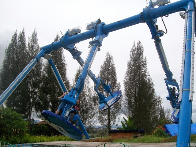 Tempat Wisata Anak Mickey Holiday Berastagi, 1. Danau Linting, 2. Air Terjun Dua Warna, 3. Air Terjun Batu Belah Sibolangit, 4. Gunung Sibayak, 5. Bukit Lawang, 6. Sungai Bukit Lawang, 7. Penangkaran Buaya Asam Kumbang Medan, 8. Istana Maimun Medan, 9. Masjid Raya Medan, 10. Air Terjun Sipiso-piso Tongging, 11. Rahmat Gallery Medan, 12. Liburan Asyik ke Kampung Keling Medan, 13. Menikmati Pesona Keindahan Air Terjun Tangkahan, 14. Mencoba Keseruan Naik Gajah di Tangkahan, 15. Tempat Wisata Seru Danau Lau Kawar, 16. Objek Wisata Menarik Salju Panas Tinggi Raja, 17. Tempat Wisata Anak Mickey Holiday Berastagi, 18. Taman Alam Lumbini Tempat Wisata di Lereng Gunung, 19. Liburan ke Maha Vihara Adhi Maitreya, 20. Wisata Sejarah Museum Sumatera Utara, 21. Objek Wisata Danau Siombak di Medan, 22. Tempat Wisata Kuliner Merdeka Walk di Medan, 23. Kebun Binatang Medan (Medan Zoo), 24. Tempat Wisata Keluarga Mora Indah di Medan, 25. Tempat Liburan Hairos Water Park Medan, 26. Taman Sri Deli, 27. Museum Situs Kota Cina, 28. Museum Militer Bukit Barisan, 29. The Le Hu Garden Medan, 30. Vihara Gunung Timur, 31. Pasar Belawan, 32. Kuil Shri Mariamman, 33. Gedung London Sumatera ( Losum ), 34. Kesawan Square, 35. Balai Kota Lama, 36. Masjid Al-Osmani, 37. Wonders Water World, 38. Gereja Lama Medan, 39. Kantor Pos Medan, 40. Tjong A Fie Mansion, 41. Graham Santa Maria Velangkanni