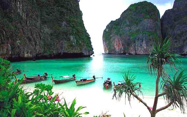 Tempat Wisata Paling Terkenal Phuket di Thailand, 1. Objek Wisata Nong Nooch Tropical Botanical Garden di Thailand , 2. Tempat Wisata Paling Terkenal Phuket di Thailand, 3. Tempat Wisata Kuliner Khao San Road di Thailand, 4. Tempat Wisata Favorit Wat Arun di Thailand, 5. Tempat Wisata Grand Palace di Thailand, 6. Destinasi Wisata ke Chiang Rai di Thailand, 7. Destinasi Wisata ke Pai di Thailand, 8. Tempat Wisata Sejarah Phanom Rung di Thailand, 9. Obyek Wisata Seru Railay di Thailand, 10. Objek Wisata Kuil Wat Benchamabophit di Thailand, 11. Objek Wisata Wat Ratchanatdaram di Thailand, 12. Objek Wisata Candi Wat Chedi Luang di Thailand, 13. Liburan Seru ke Safari World di Thailand, 14. Objek Wisata Wat Phra Kaew di Thailand, 15. Objek Wisata Unik Wat Pho di Thailand, 16. Berwisata ke Wat Phra That Doi Suthep di Thailand, 17. Tempat Wisata Alam Roller Cave National Park di Thailand, 18. Tempat Wisata Keluarga Cha-am di Thailand, 19. Tempat Wisata Pantai Hua Hin yang Terkenal di Thailand, 20. Destinasi Wisata Koh Samui di Thailand, 21. Tempat Wisata Koh Chang di Thailand, 22. Destinasi Wisata Seru Krabi di Thailand, 23. Liburan ke Pattaya di Thailand, 24. Objek Wisata Phu Thok di Thailand, 25. Liburan Seru ke Salaeng Luang National Park di Thailand, 26. Tempat Wisata Doi Mae Hua Kham di Thailand, 27. Objek Wisata Phu Rua Taman Nasional di Thailand, 28. Liburan Seru ke Puncak galaksi Kanchanaburi di Thailand, 29. Destinasi Agrowisata Doi Ang Khang Mon di Thailand, 30. Objek Wisata Khao Kho di Thailand, 31. Tempat Wisata Belanja Chiang Mai di Thailand, 32. Tempat Belanja Murah di Pratunam Market Thailand, 33. Tempat Wisata Belanja di Amarin Plaza Thailand, 34. Phu Thap Boek, 35. Dream World Garden, 36. Baan Pinsuwan Benjarong, 37. Wat Khanon Temple, 38. Sungai Mekong, 39. Pasar Tradisional Jed Samian, 40. Sampran Riverside Market, 41. Pembuatan Keramik dan Vas Naga, Tao Hong Thai Ceramic Factory, 42. Baiyoke Sky Bangkok, 43. Ayutthaya, 44. Suphattra Land, 45. Chatuchak Weekend Market, 46. Madame Tussaud, 47. Sanctuary Of Truth, 48. Bangkok Dinner Cruises, 49. Four Face Buddha, 50. Siam Ancient City, 51. Emporium Mall, 52. Siam Niramit Show